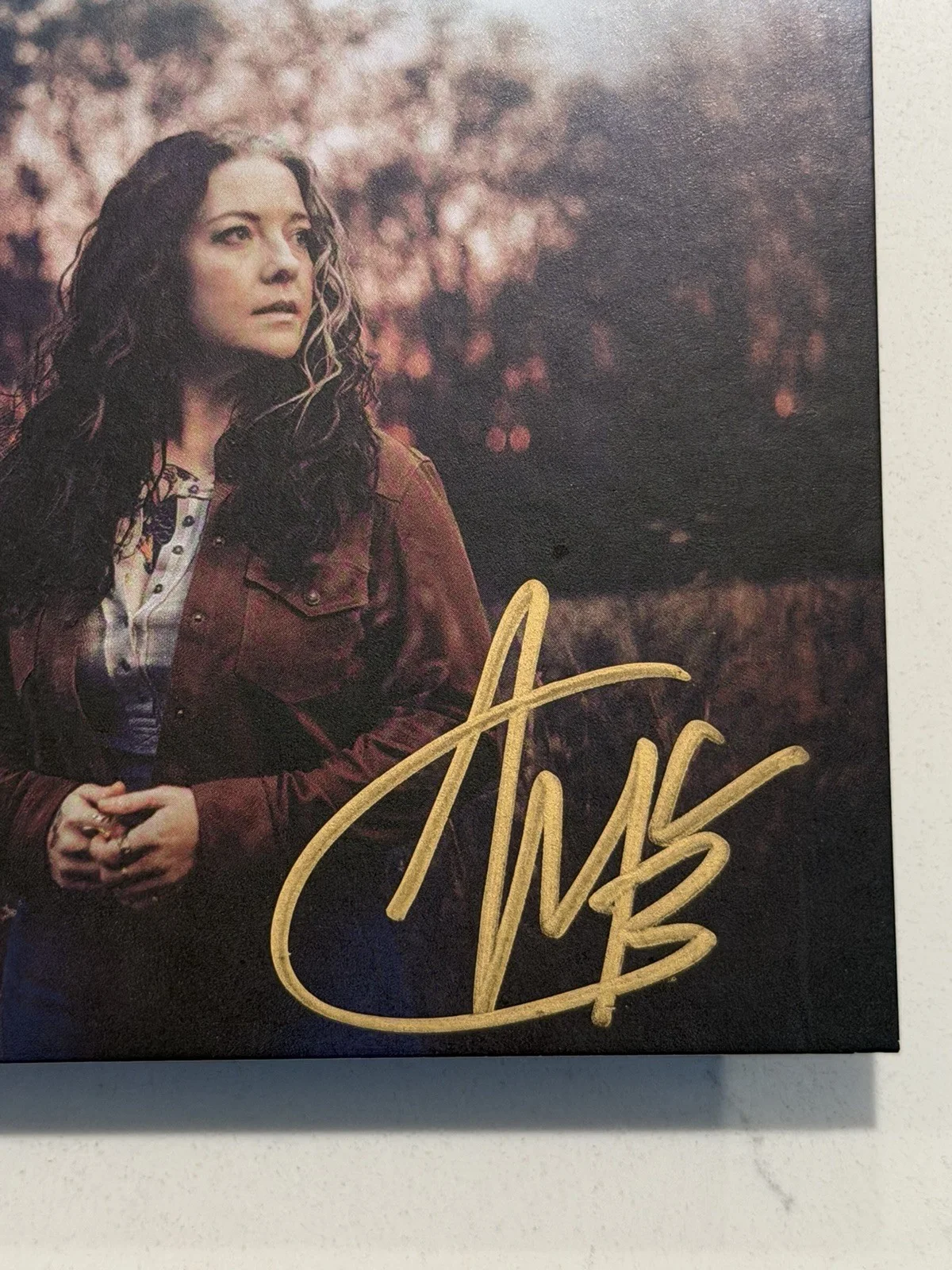 Ashley McBryde signed AUTOGRAPHED 2026 Wild 4x4 Art Card w/ CD #1, изображение 3