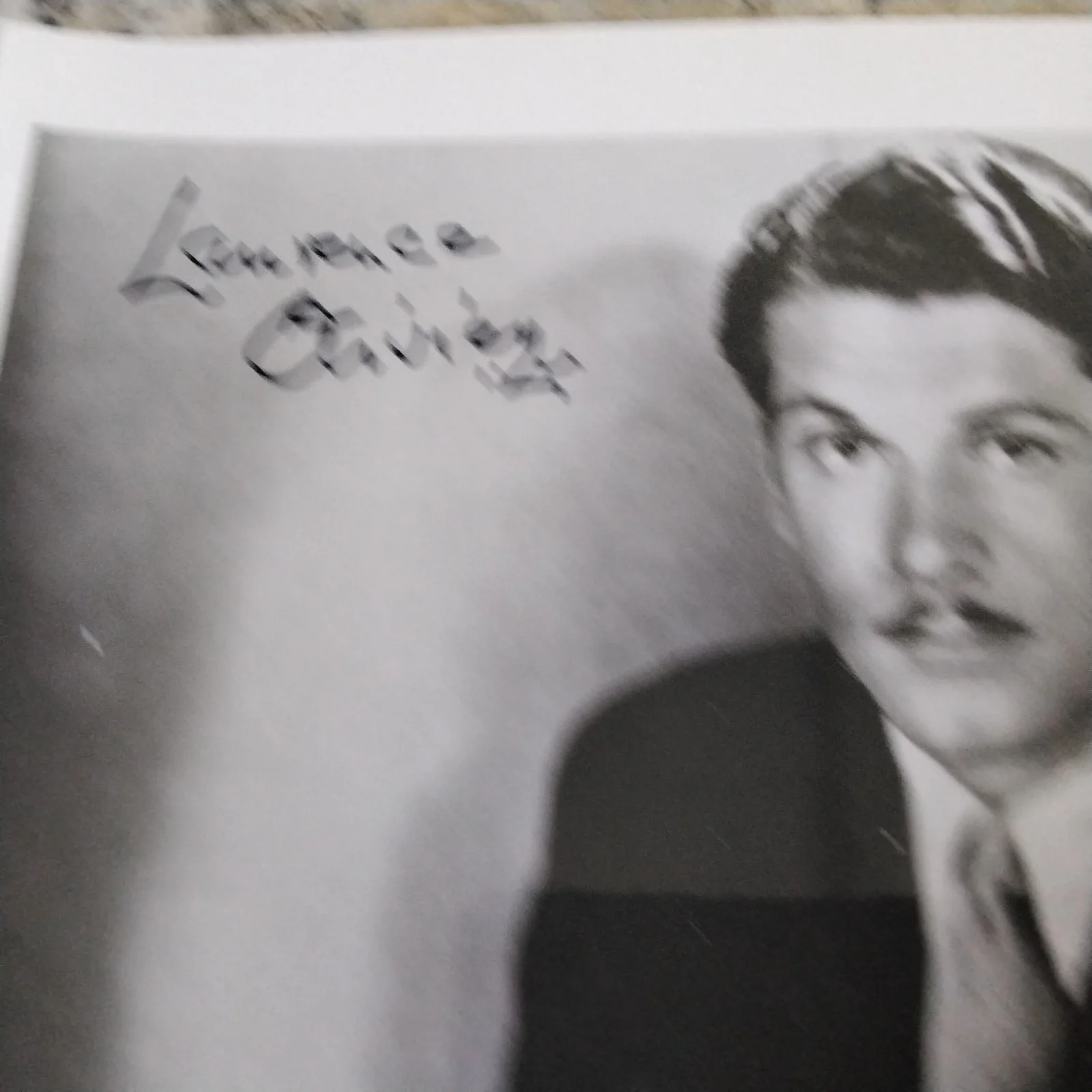 Laurence Olivier SIGNED Photo Movie Actor Wuthering Heights Hamlet Marathon Man, image 2