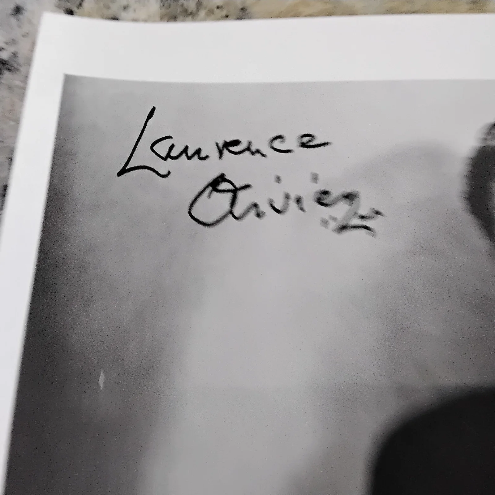 Laurence Olivier SIGNED Photo Movie Actor Wuthering Heights Hamlet Marathon Man, image 3
