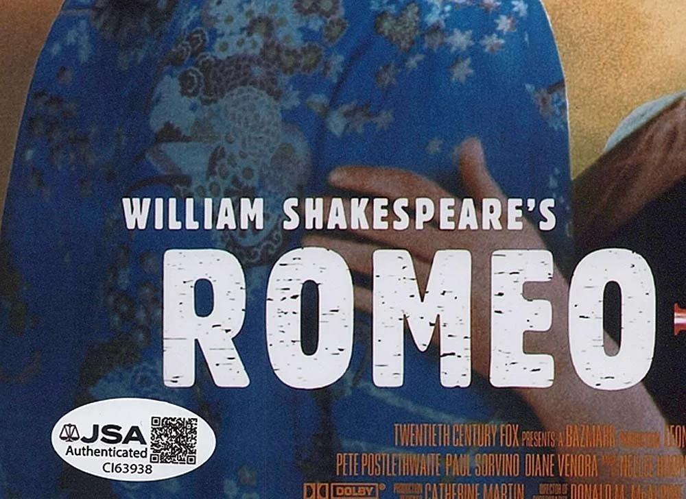 BAZ LUHRMANN — Baz Luhrmann signed "ROMEO + JULIET" 8x10 Photo m AUTOGRAPHED Director JSA COA, изображение 3