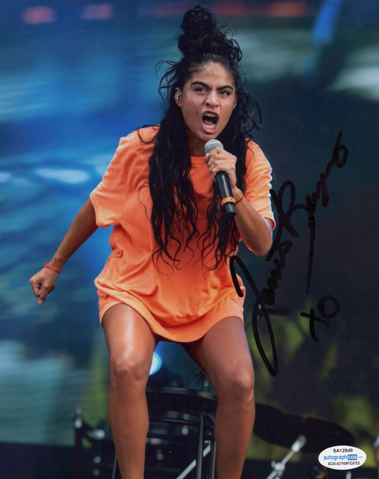 JESSIE REYEZ — Jessie Reyez signed 8x10 Photo EXACT PROOF c Figures EMINEM Full Signature ACOA, image 4