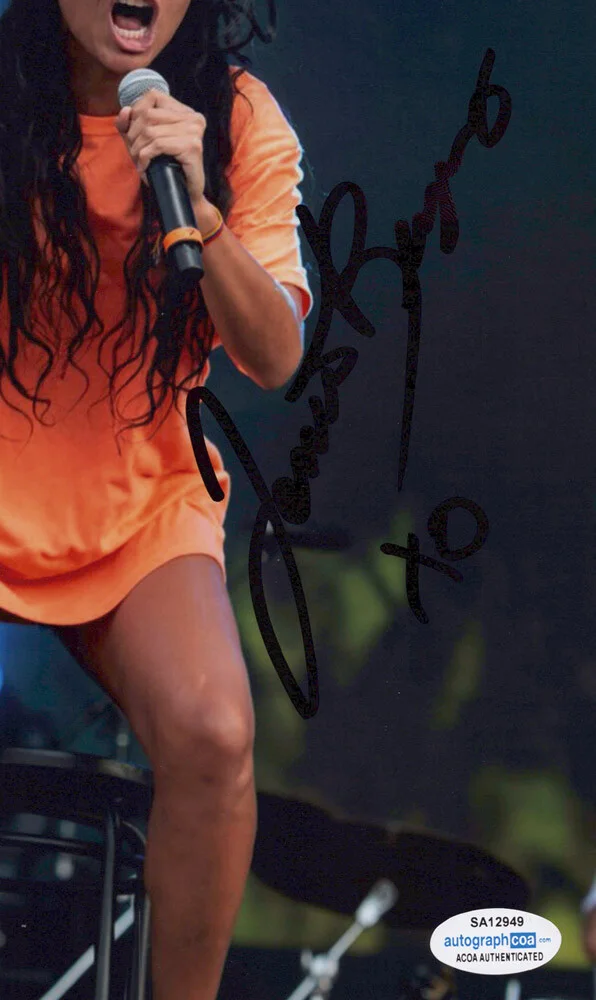 JESSIE REYEZ — Jessie Reyez signed 8x10 Photo EXACT PROOF c Figures EMINEM Full Signature ACOA, image 5