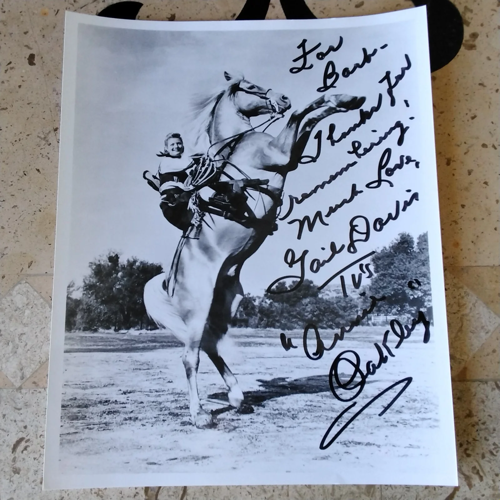 Gail Davis SIGNED Photo 50s Film TV Actress Annie Oakley Gene Autry Westerns COA, изображение 2
