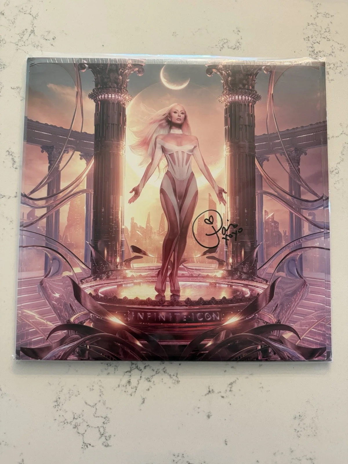 Infinite Icon Signed Original Music Record Autograph Not Authenticated, image 2