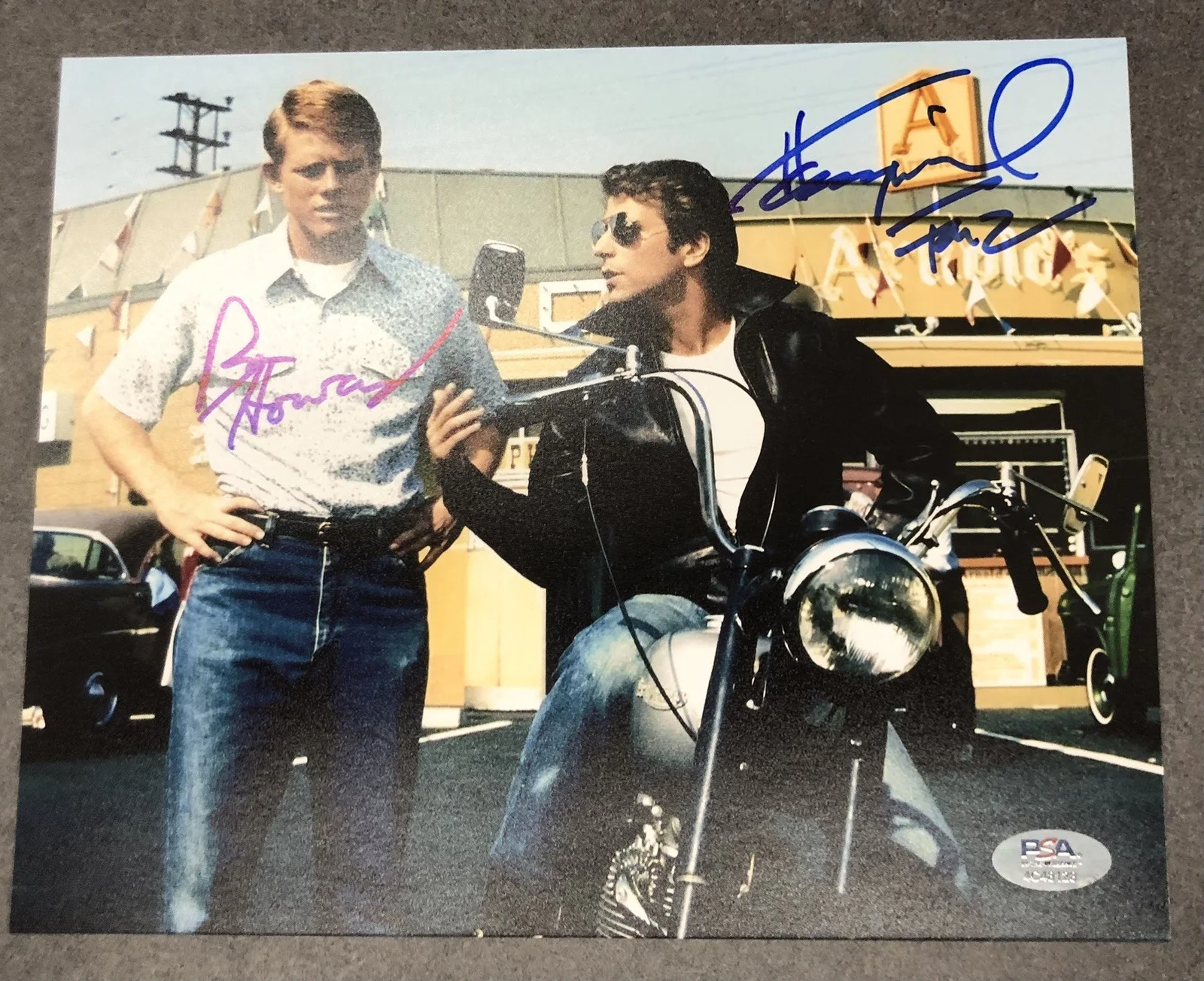 Henry Winkler & RON Howard — Henry Winkler & Ron Howard Happy Days Fonzie & Richie signed 8x10 PSA Autograph