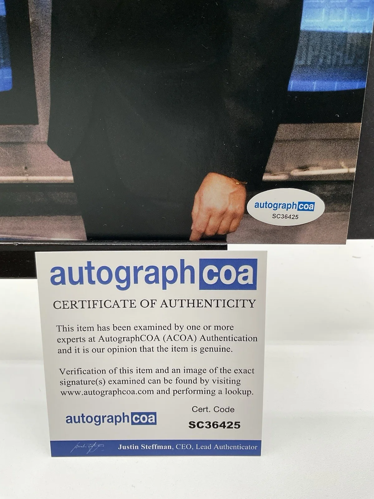 John Ratzenberger — John Ratzenberger signed 8x10 Cheers signed 8x10 Trebek Jeopardy signed photo, изображение 3