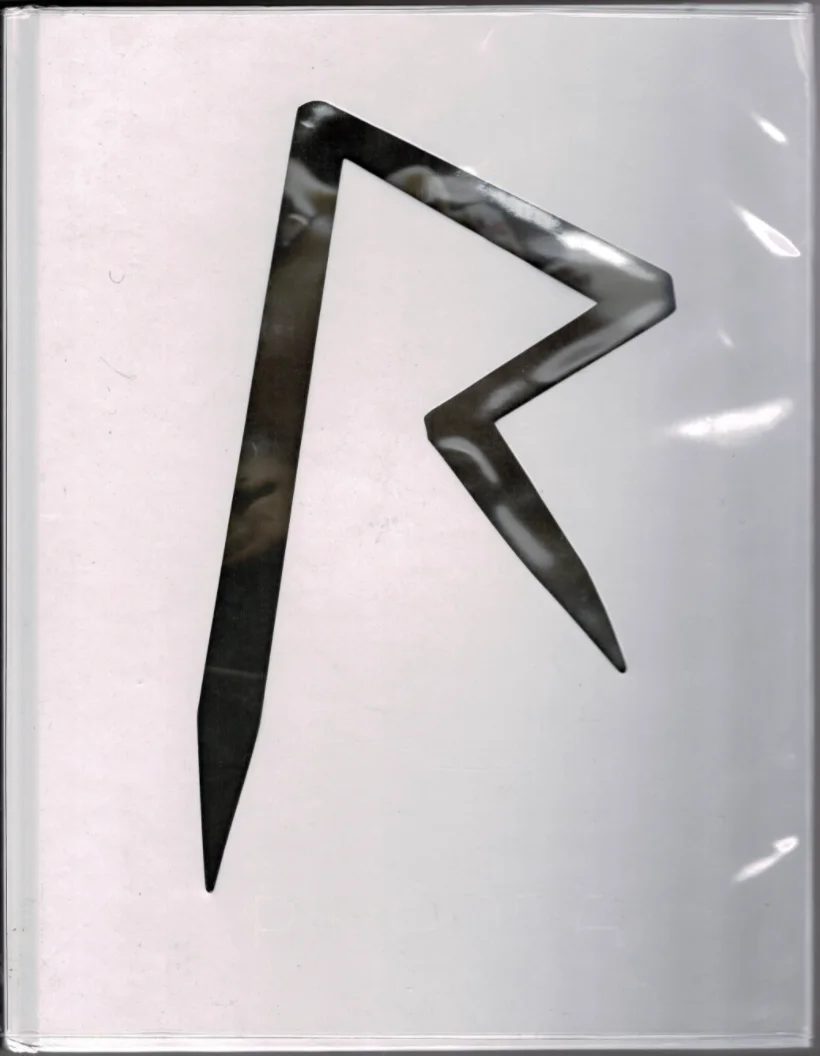 Rihanna Autographed Signed Rated R Hardcover Photo Book LOA 15426, изображение 2