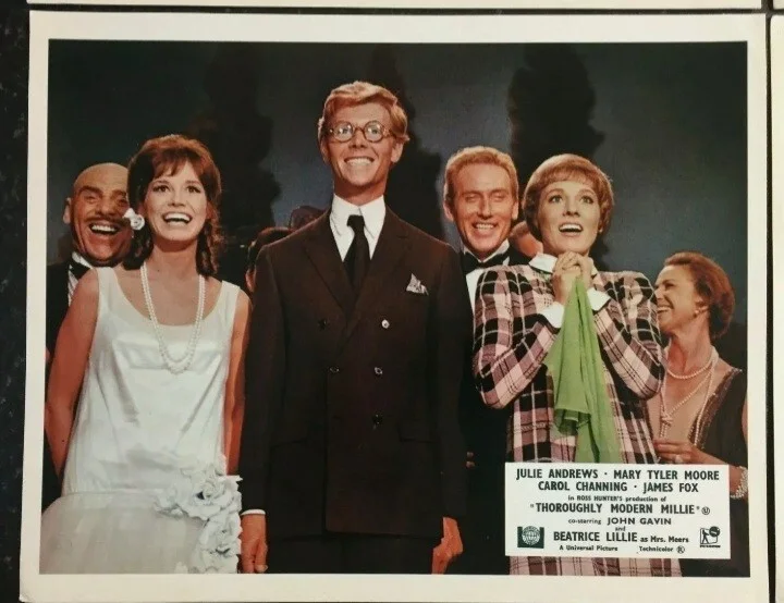 THOROUGHLY MODERN MILLIE VINTAGE ORIGINAL 1967 UK LOBBY CARD SET - JULIE ANDREWS, изображение 5
