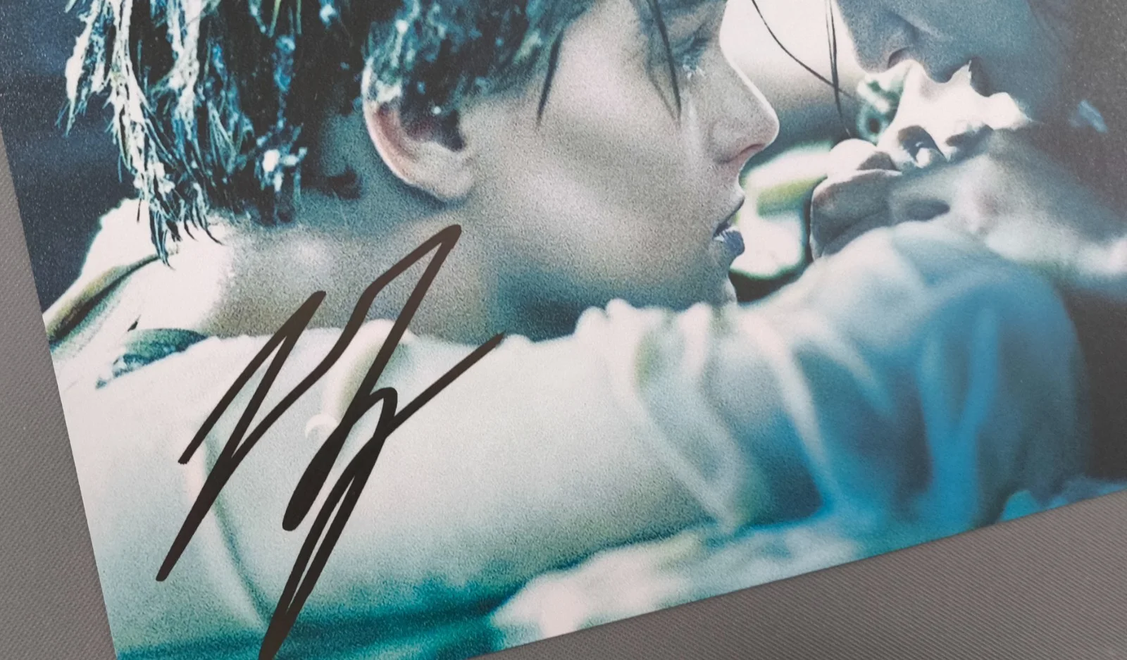 LEONARDO DICAPRIO SIGNED AUTOGRAPHED PHOTO 8X10 RARE, image 2