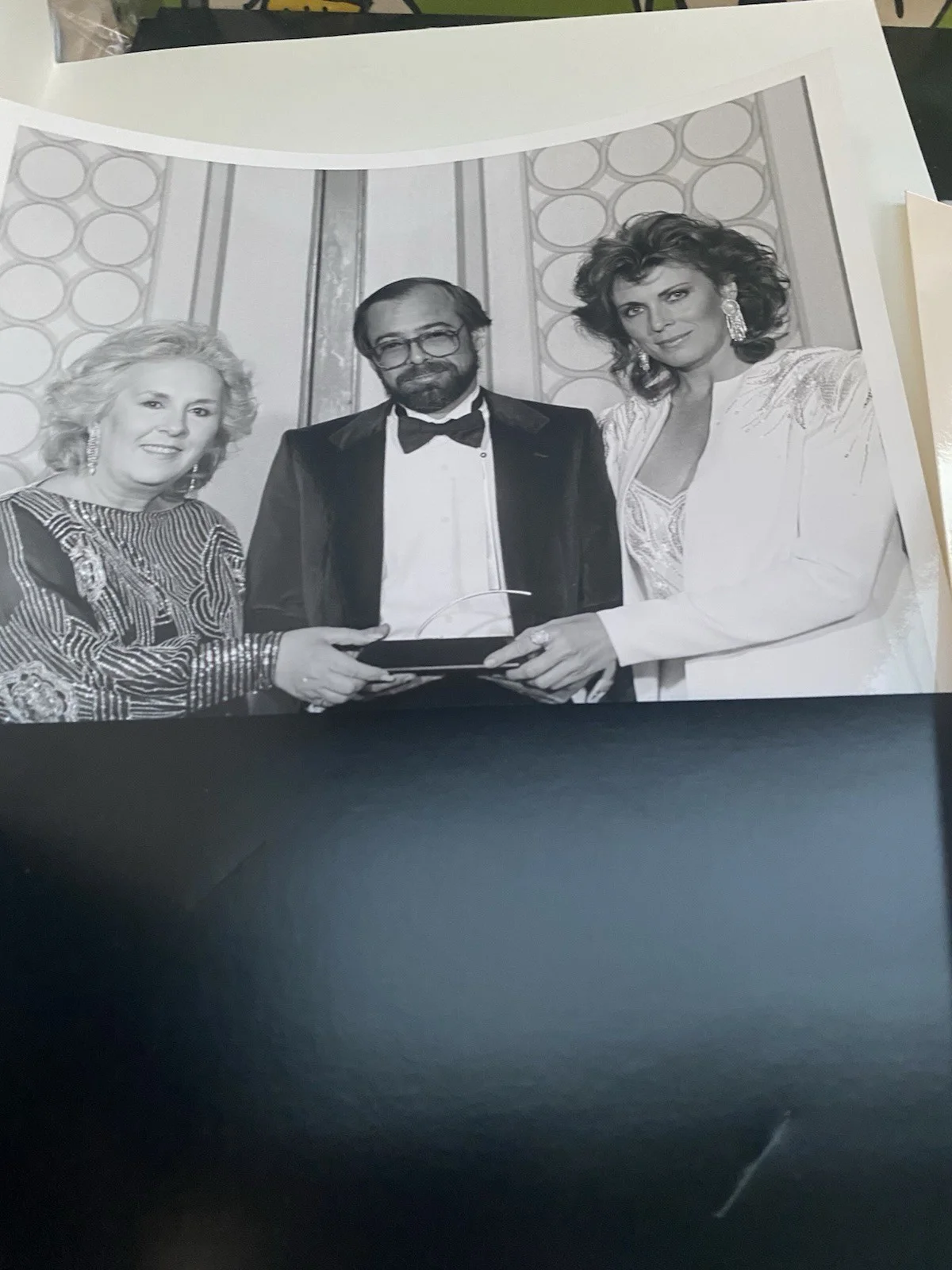 Doris Roberts — 2 X Doris Roberts Everybody Loves Raymon Original Photo, изображение 2