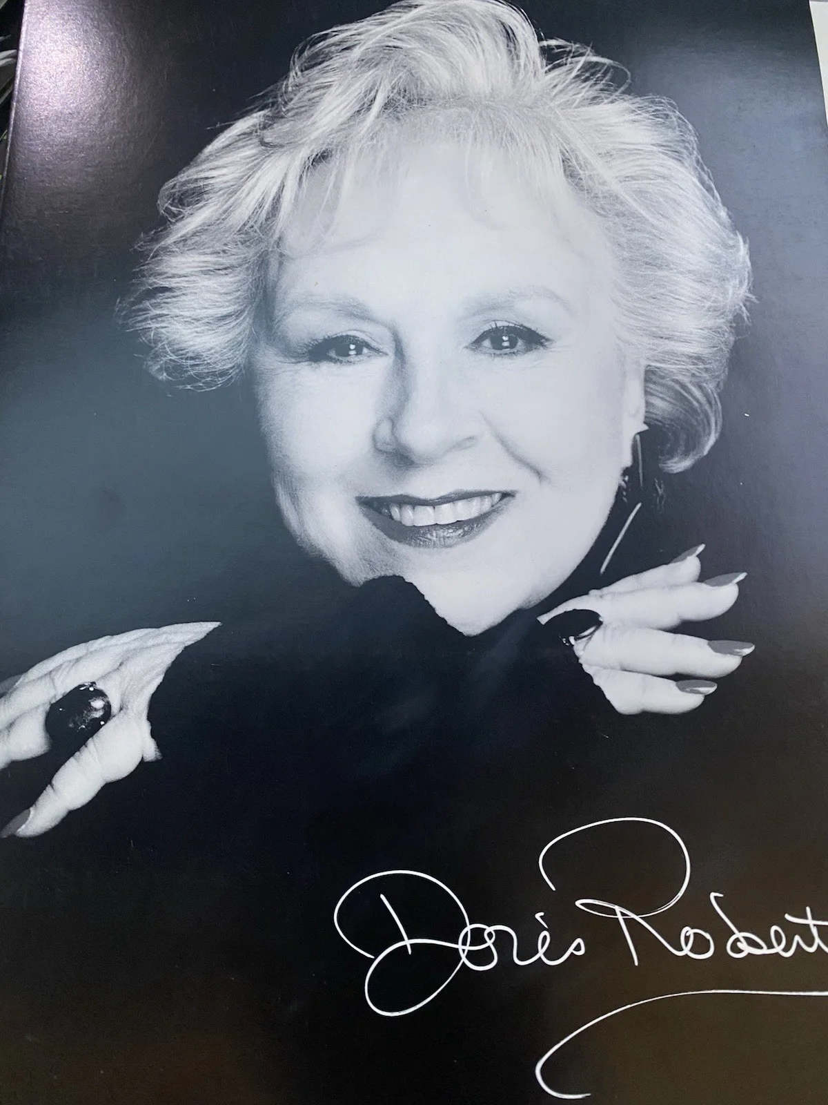 Doris Roberts — Doris Roberts Everybody Loves Raymon 4 X Original Black And White Photo, image 2