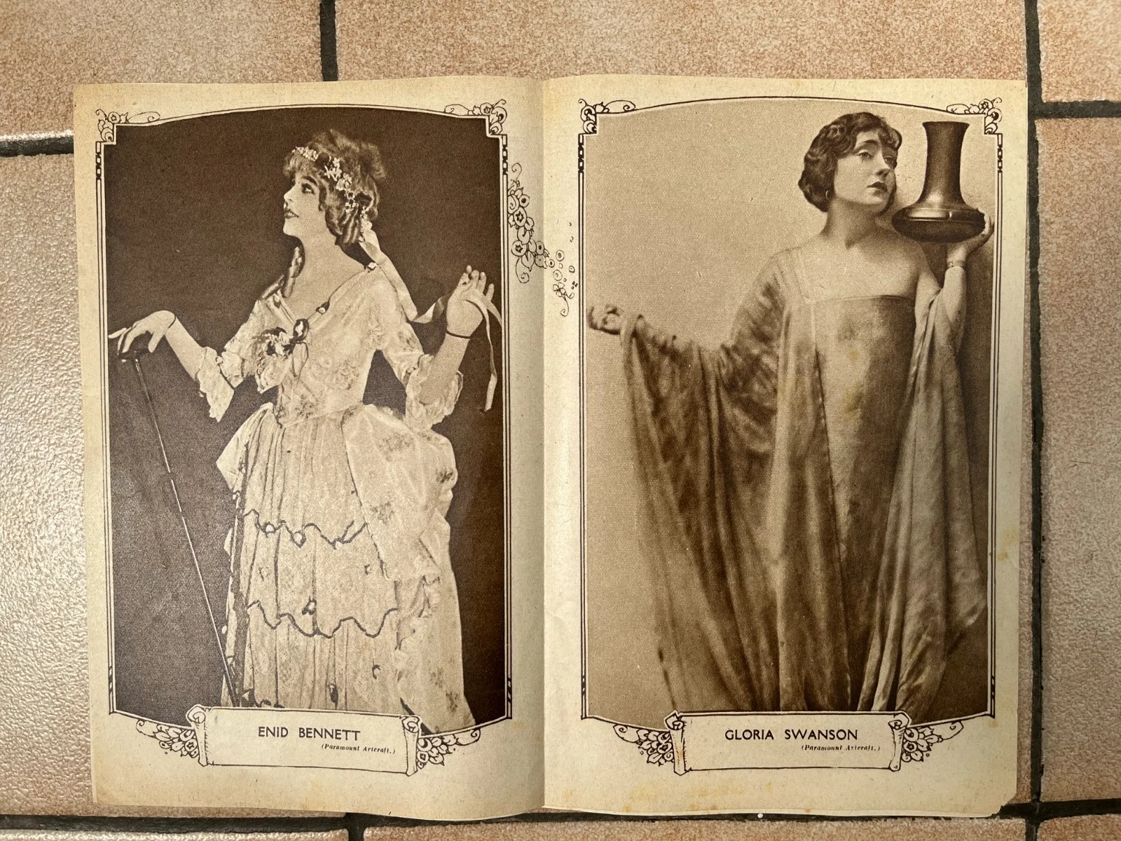 GLORIA SWANSON RUDOLF VALENTINO Others"Picture Show Gallery" 1922, image 5