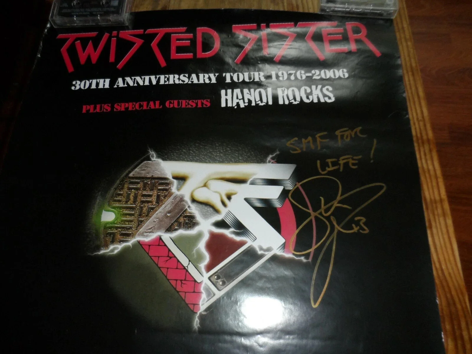 TWISTED SISTER DEE SNIDER AUTHENTIC AUTOGRAPHED/SIGNED 30TH ANNIVERSARY POSTER, image 3
