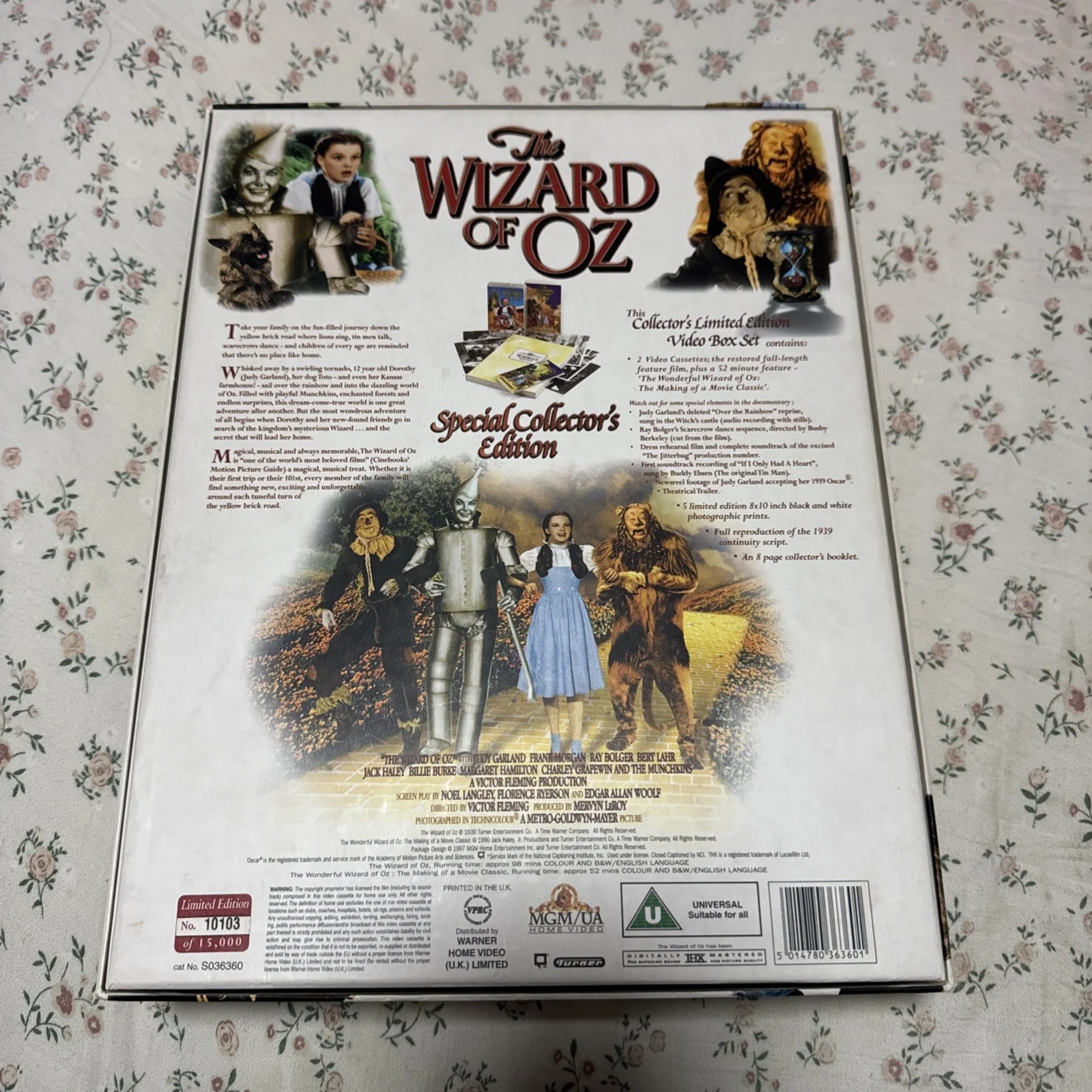 wizard of oz Limited Edition video box set photos script booklet colour photo, image 2