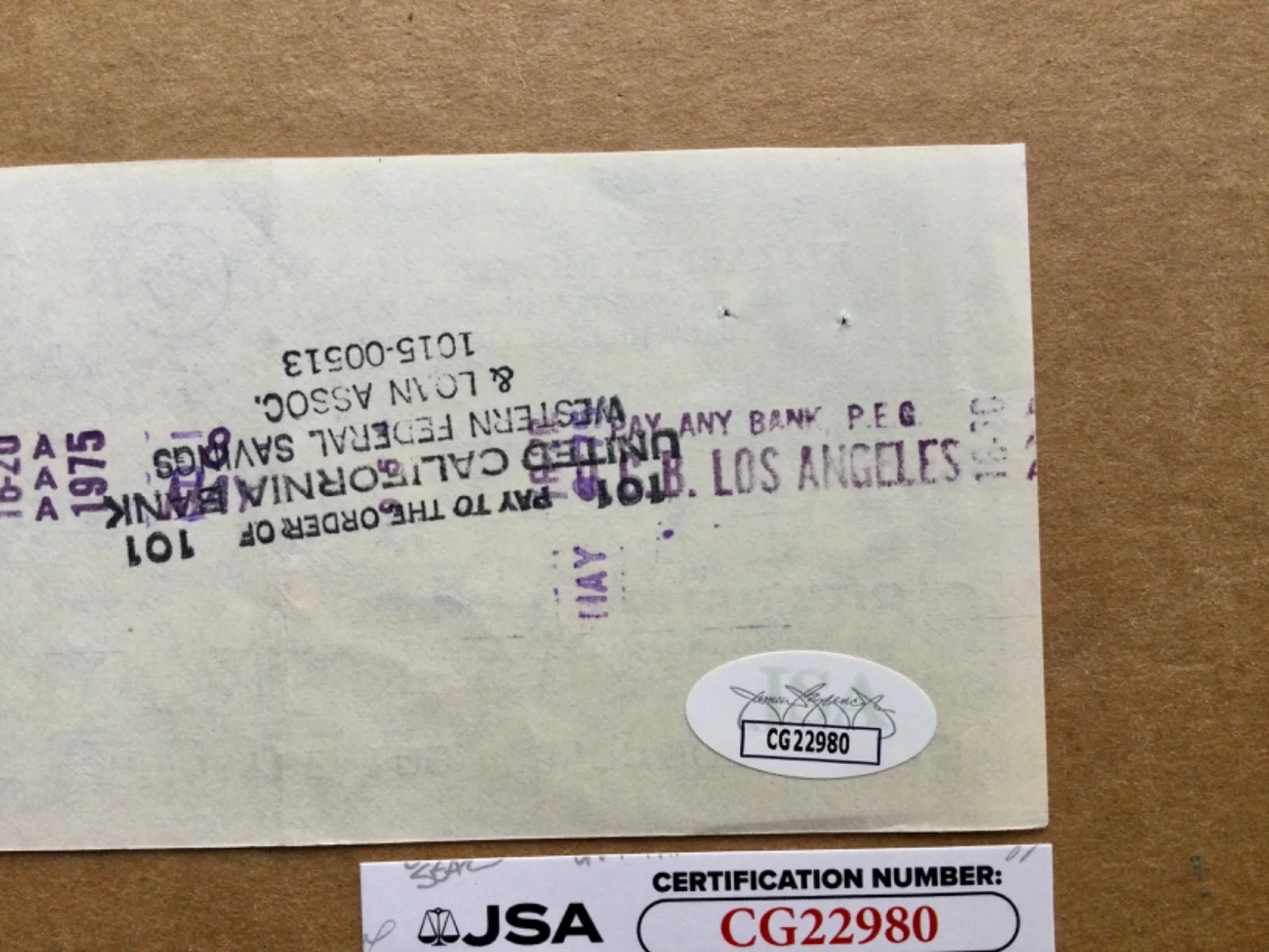 Elizabeth Montgomery — Elizabeth Montgomery (1933-1995) star of Bewitched Handwritten Check JSA Authn., изображение 4
