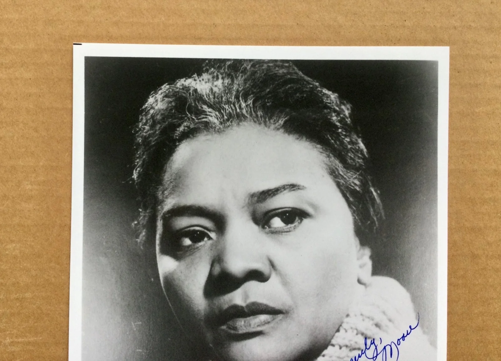 Juanita Moore — RARE Juanita Moore (1914-2014) Signed Autographed 8”x10” photo Imitation Of Life, изображение 3