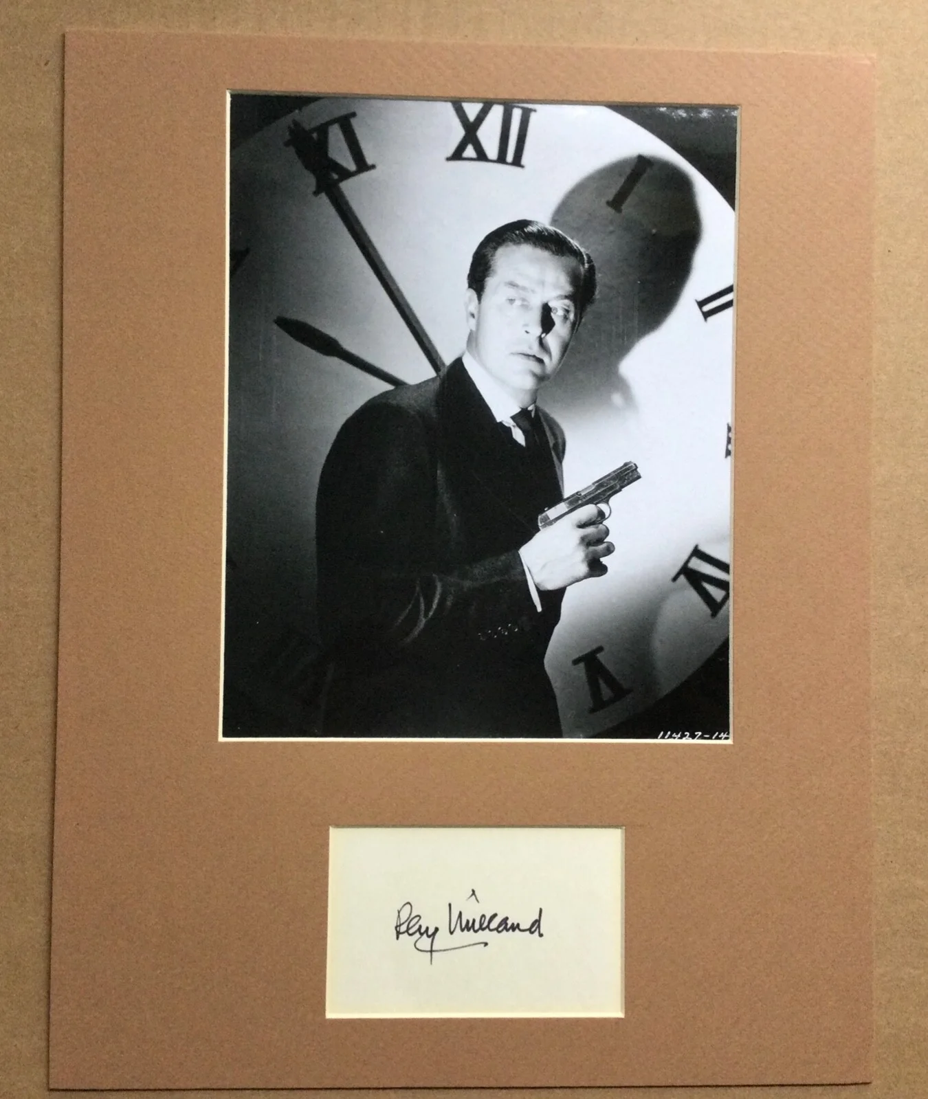 Ray Milland — Ray Milland (1907-1986) matted display with autograph & photo from The Big Clock, image 2