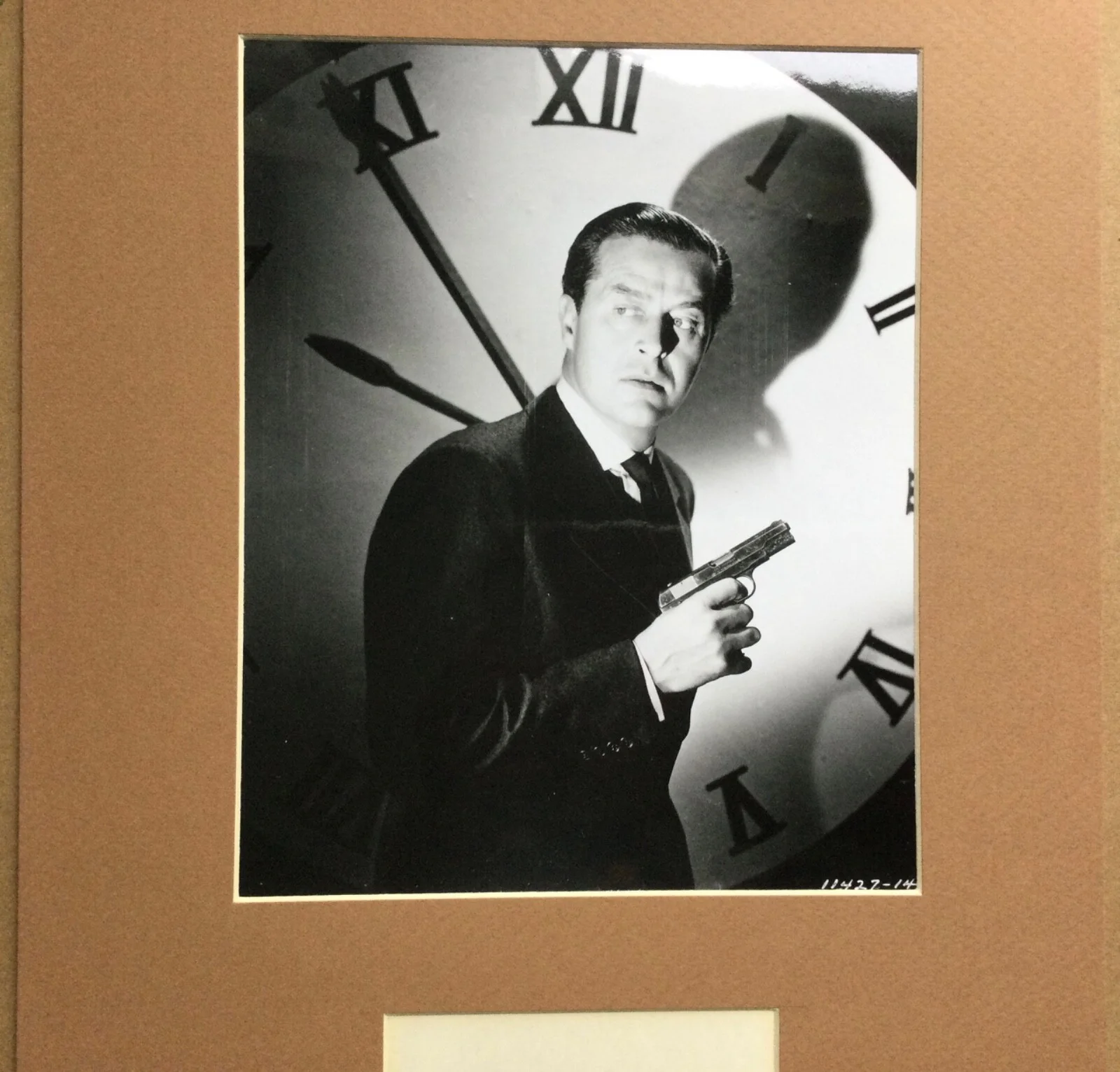 Ray Milland — Ray Milland (1907-1986) matted display with autograph & photo from The Big Clock, image 3