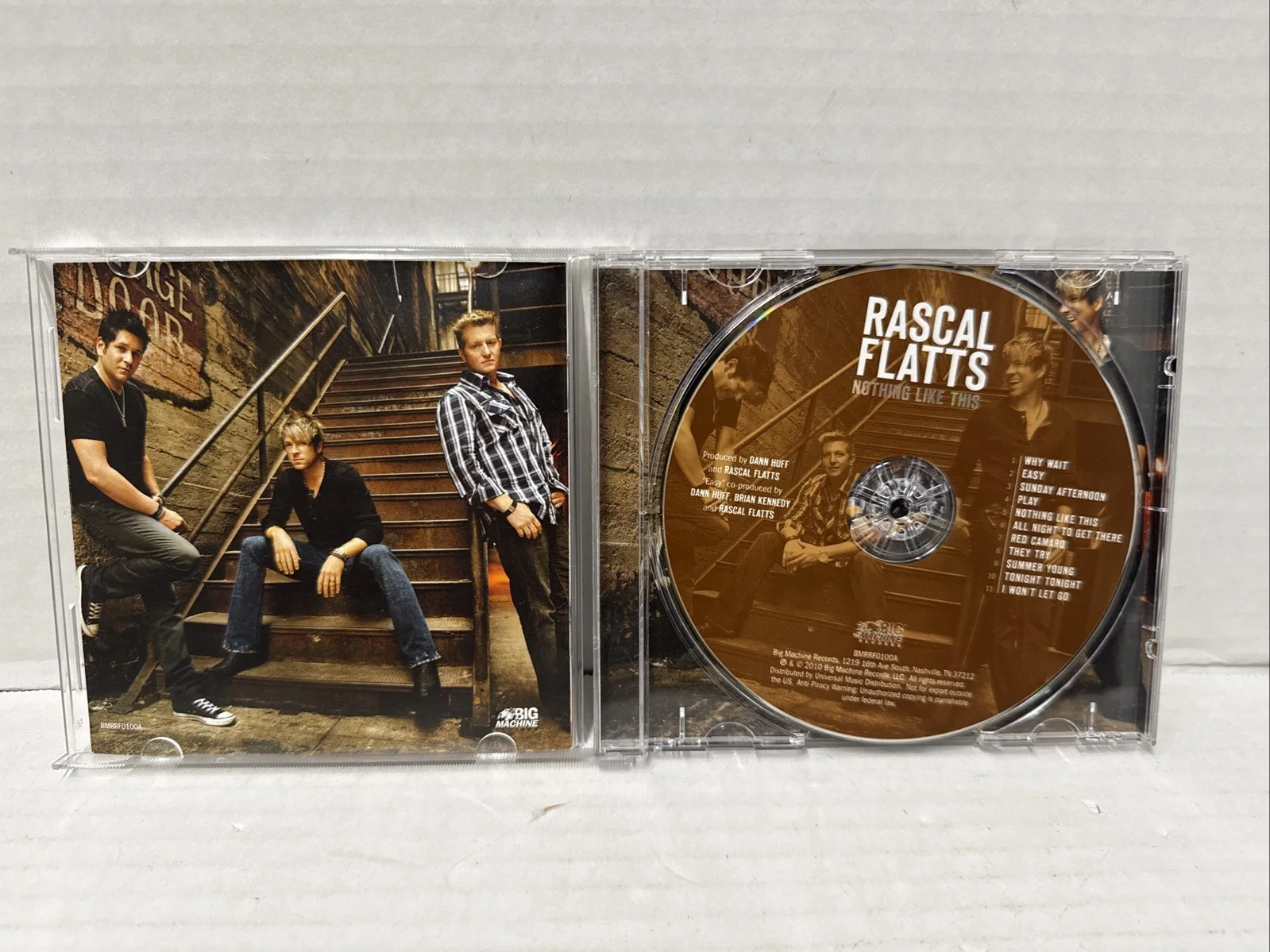 *RASCAL FLATTS*~NOTHING LIKE THIS~ GROUP SIGNED CD INSERT COVER* CD Never Played, image 3