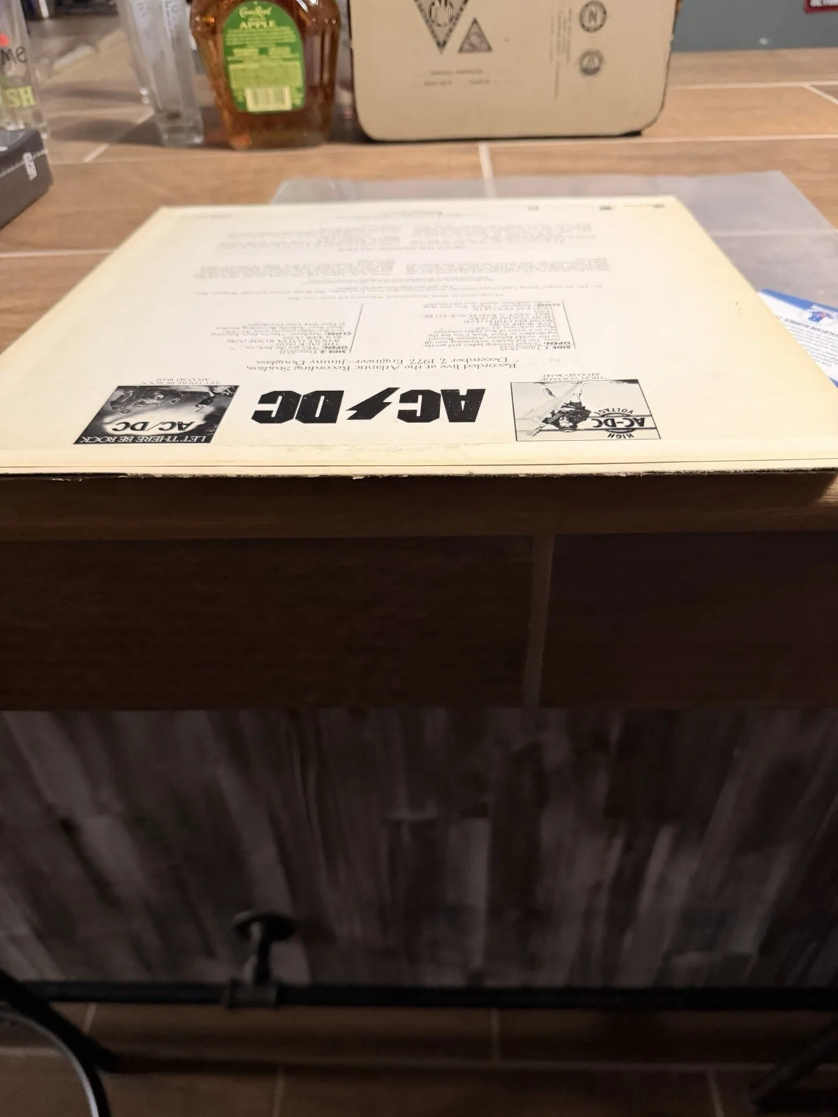 AC/DC Live From The Atlantic Studios Signed Record Beckett Auth, image 2