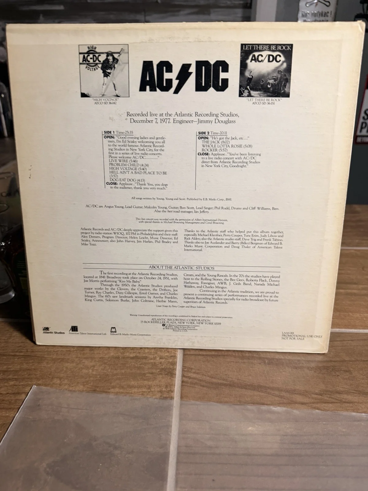 AC/DC Live From The Atlantic Studios Signed Record Beckett Auth, image 3