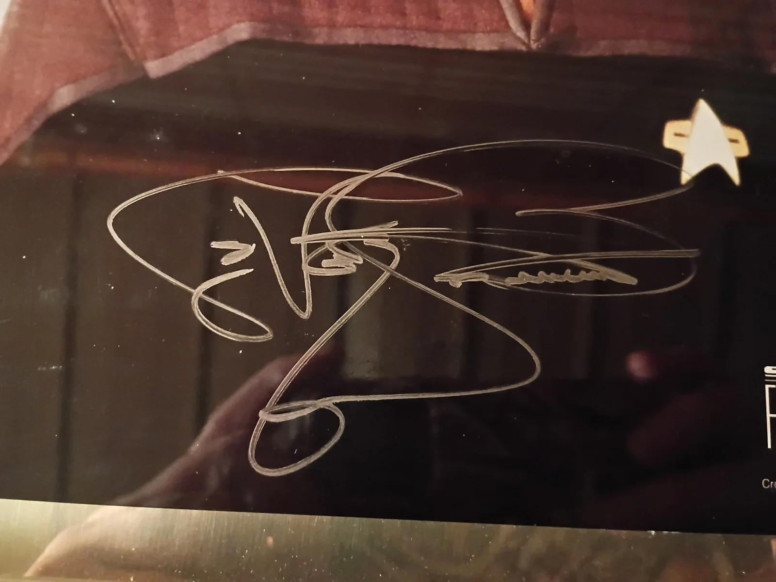 Levar Burton — LeVar Burton Autographed Star Trek First Contact 8x10 Lt Comm Geordi Laforge, image 4