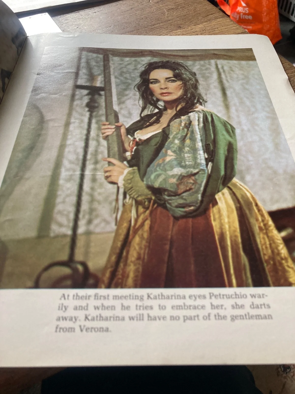 The Taming of the Shrew,Elizabeth Taylor film souvenir, изображение 3