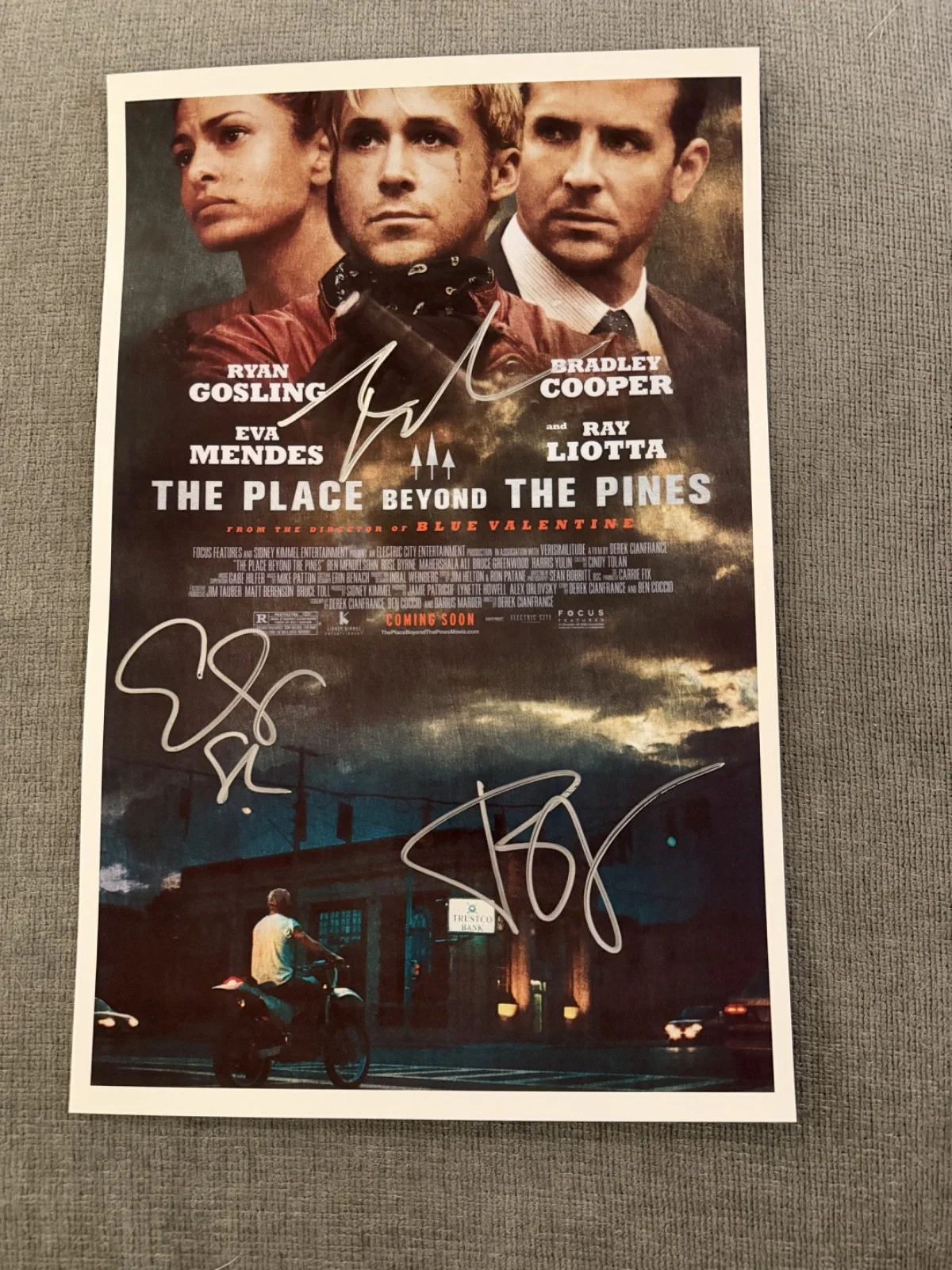 Ryan Gosling, Bradley Cooper, Eva Mendes — The Place Beyond the Pines 11x17 Poster Hand Signed Gosling Cooper Mendes w/COA