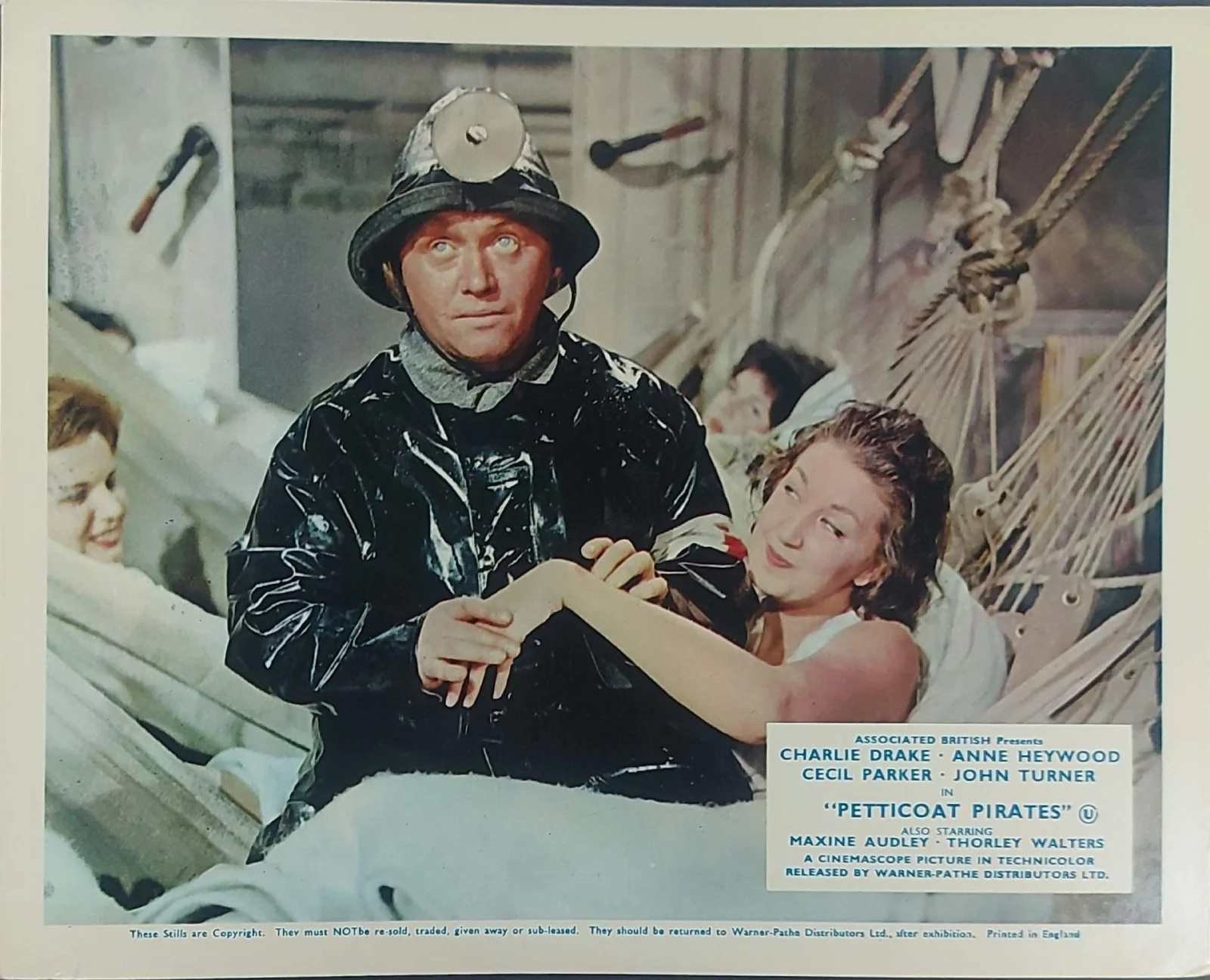 PETTICOAT PIRATES ORIGINAL UK FOH LOBBY CARDS SET 1961, изображение 3