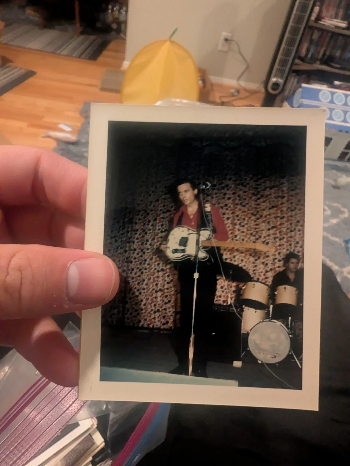 Waylon Jennings Signed On Stage Polaroid! Rare vintage WOW 1970s Country Legend, изображение 2