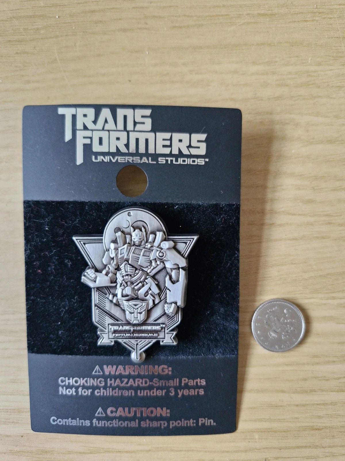 Universal Studios Transformers Optimus Prime Pin 3D Relief New On Card, image 2