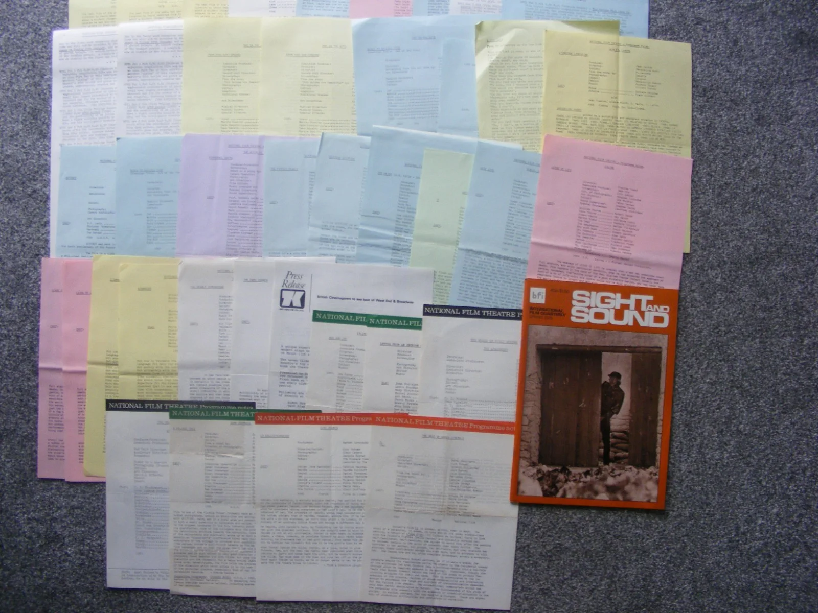 vintage 1970s national film theatre programme notes, papers and mag, изображение 2