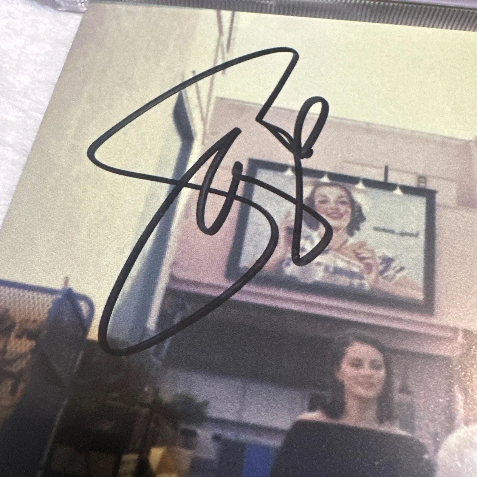 Selena Gomez & Benny Blanco “I Said I Love You First CD W/ Signed Art Card, изображение 4