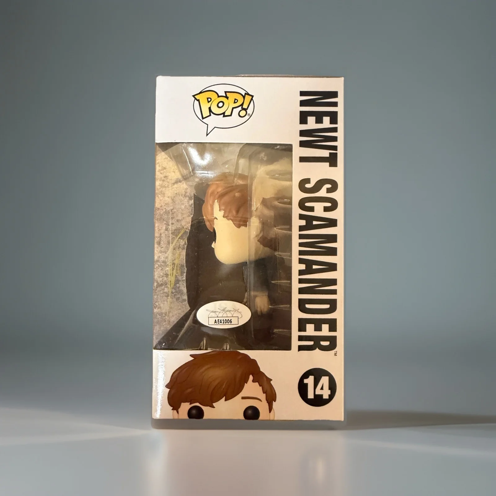 Eddie Redmayne — Eddie Redmayne Signed Newt Scamander Fantastic Beasts Funko Pop Toy #14 JSA COA, image 2