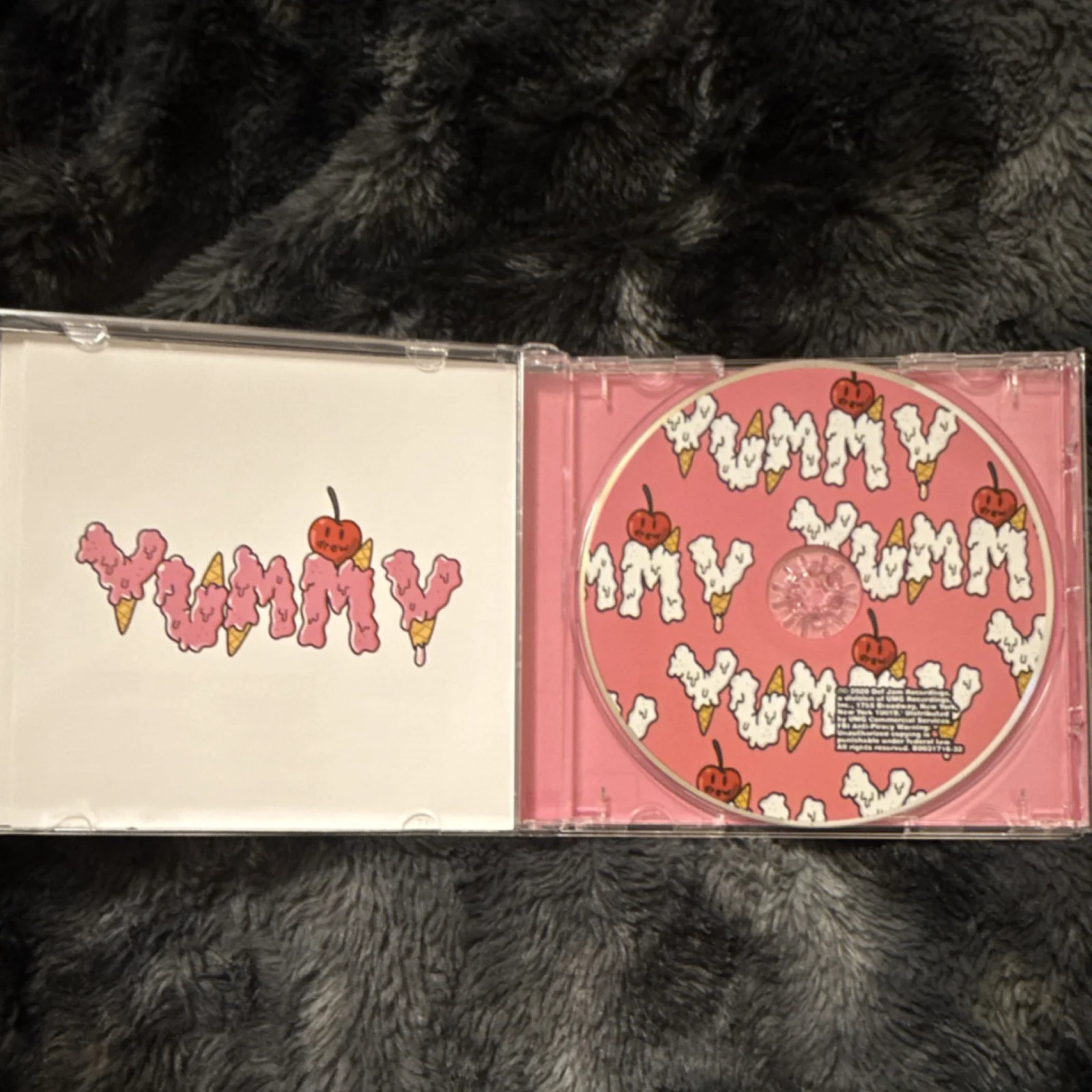 Justin Bieber Yummy CD with Original Autographed Booklet, Signed! LIMITED!!!!, изображение 2