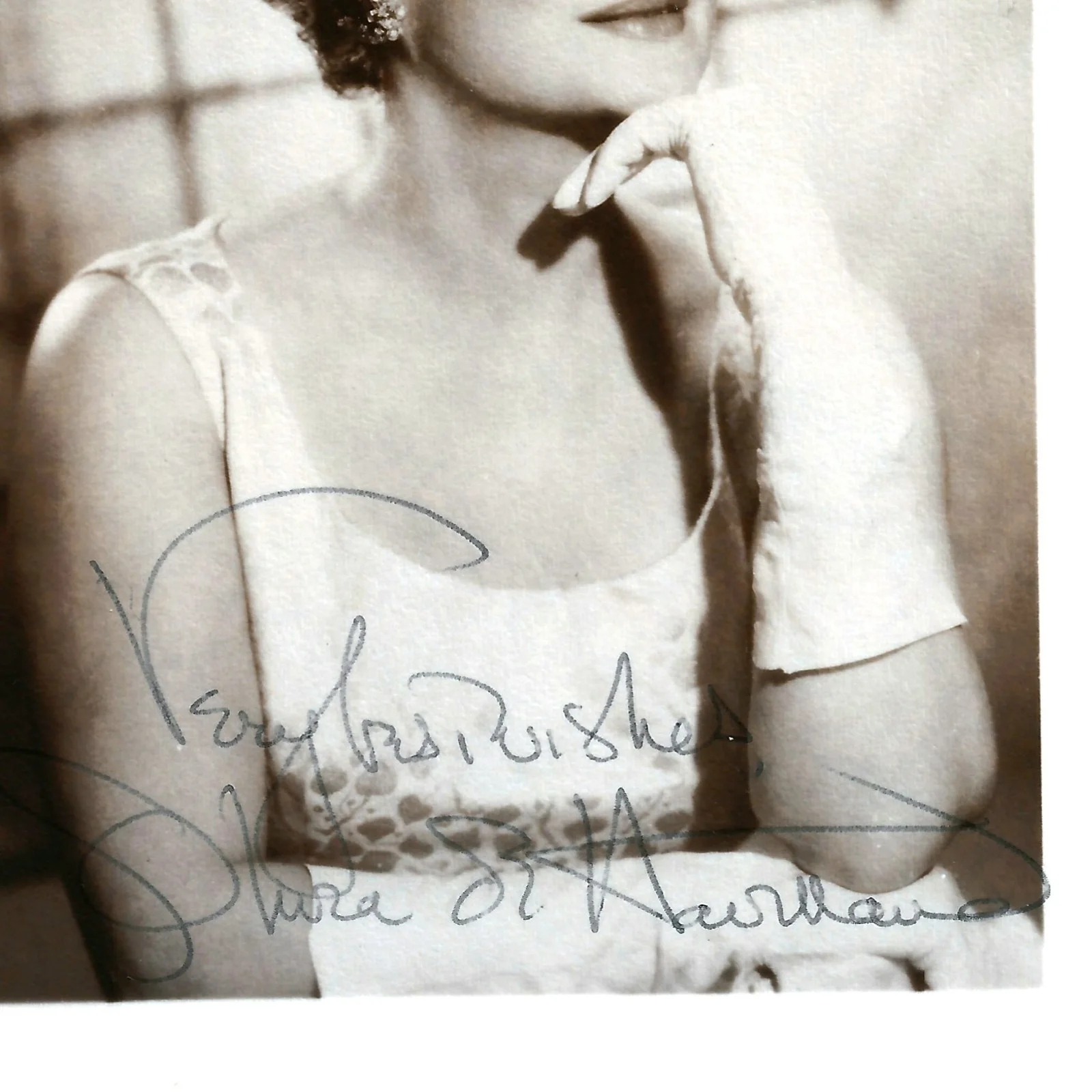 Olivia De Havilland — Actress Olivia De Havilland Signed Autograph Promotional Portrait Photo 3.5 x 5, изображение 3