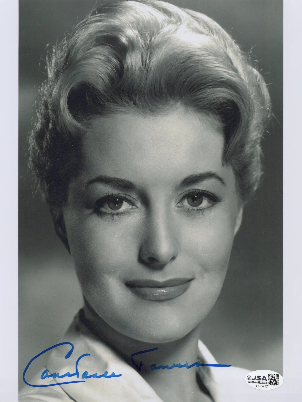 CONSTANCE TOWERS — CONSTANCE TOWERS Signed 8X10 THE HORSE SOLDIERS Photo HANNAH Autograph JSA COA
