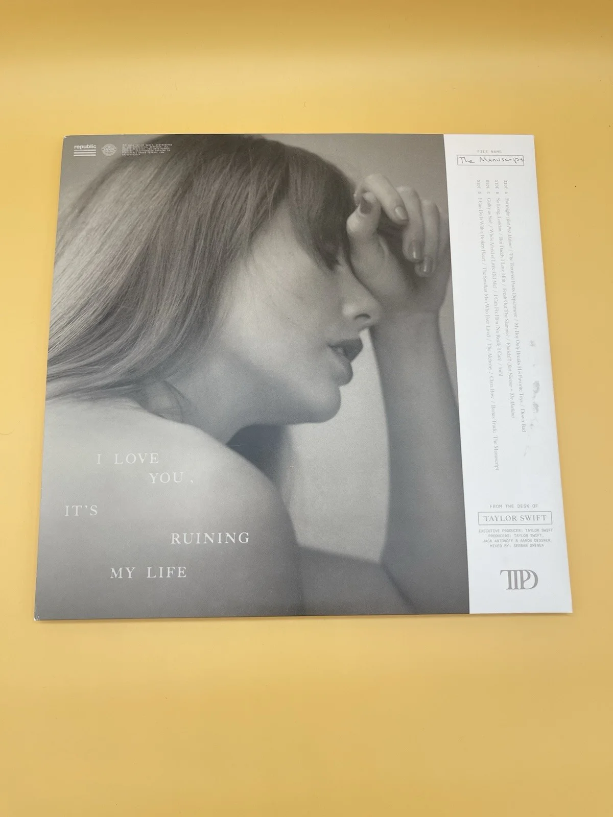 Taylor Swift The Tortured Poets Department Vinyl With Hand Signed Photo W/ HEART, изображение 3