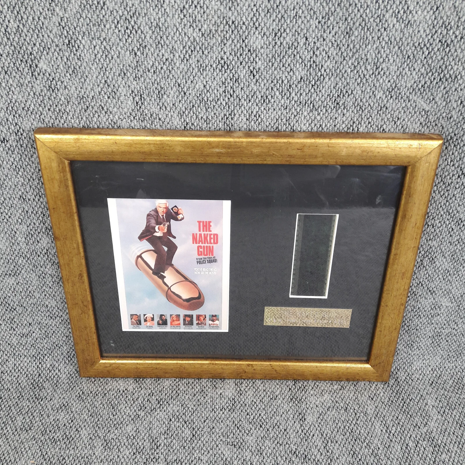 The Naked Gun Filmcell Film Cell With COA Genuine Original Framed Certificate, изображение 3