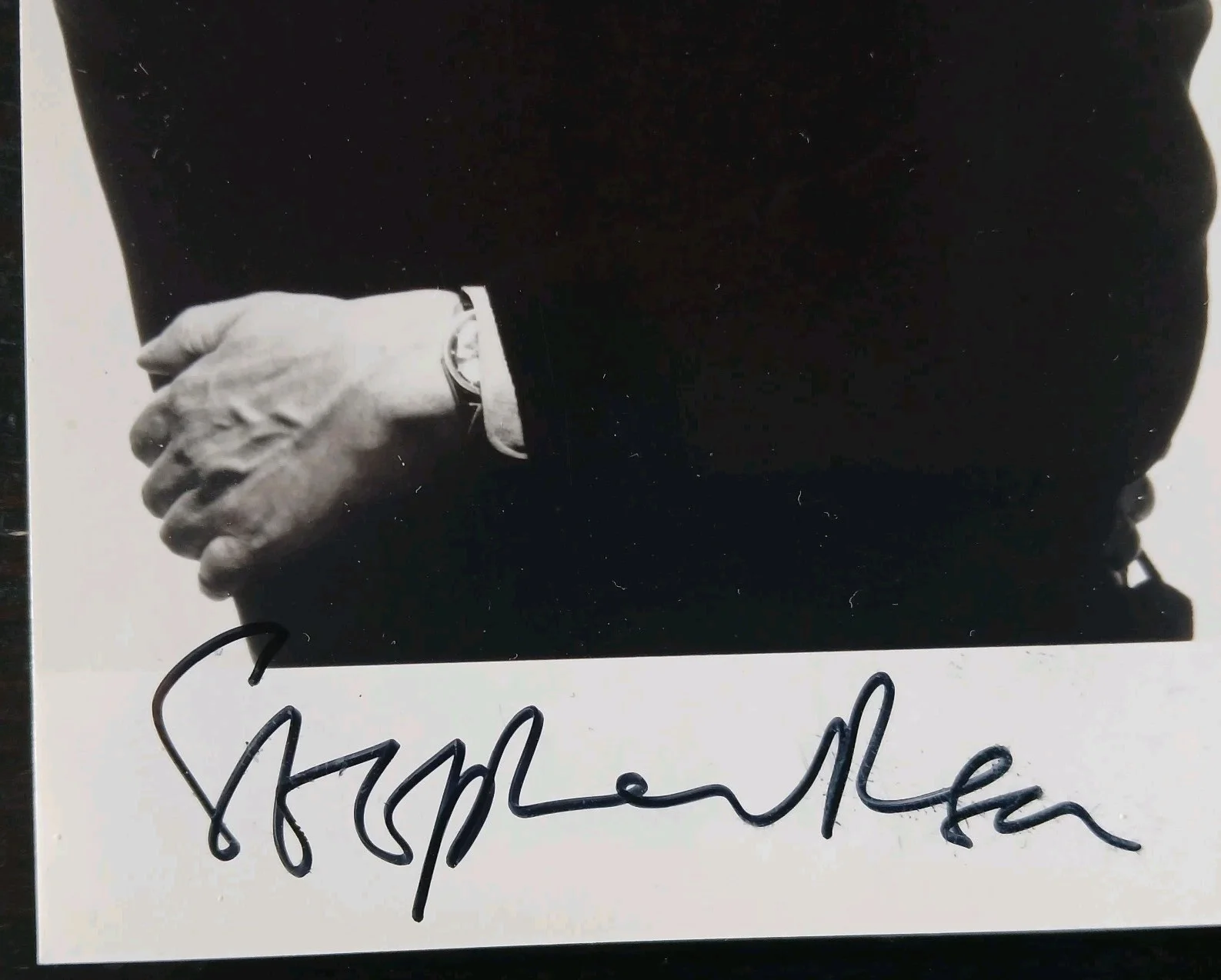 stephen rea — stephen rea signed 3.5x5 photo v is for vendetta interview with the vampire, image 2