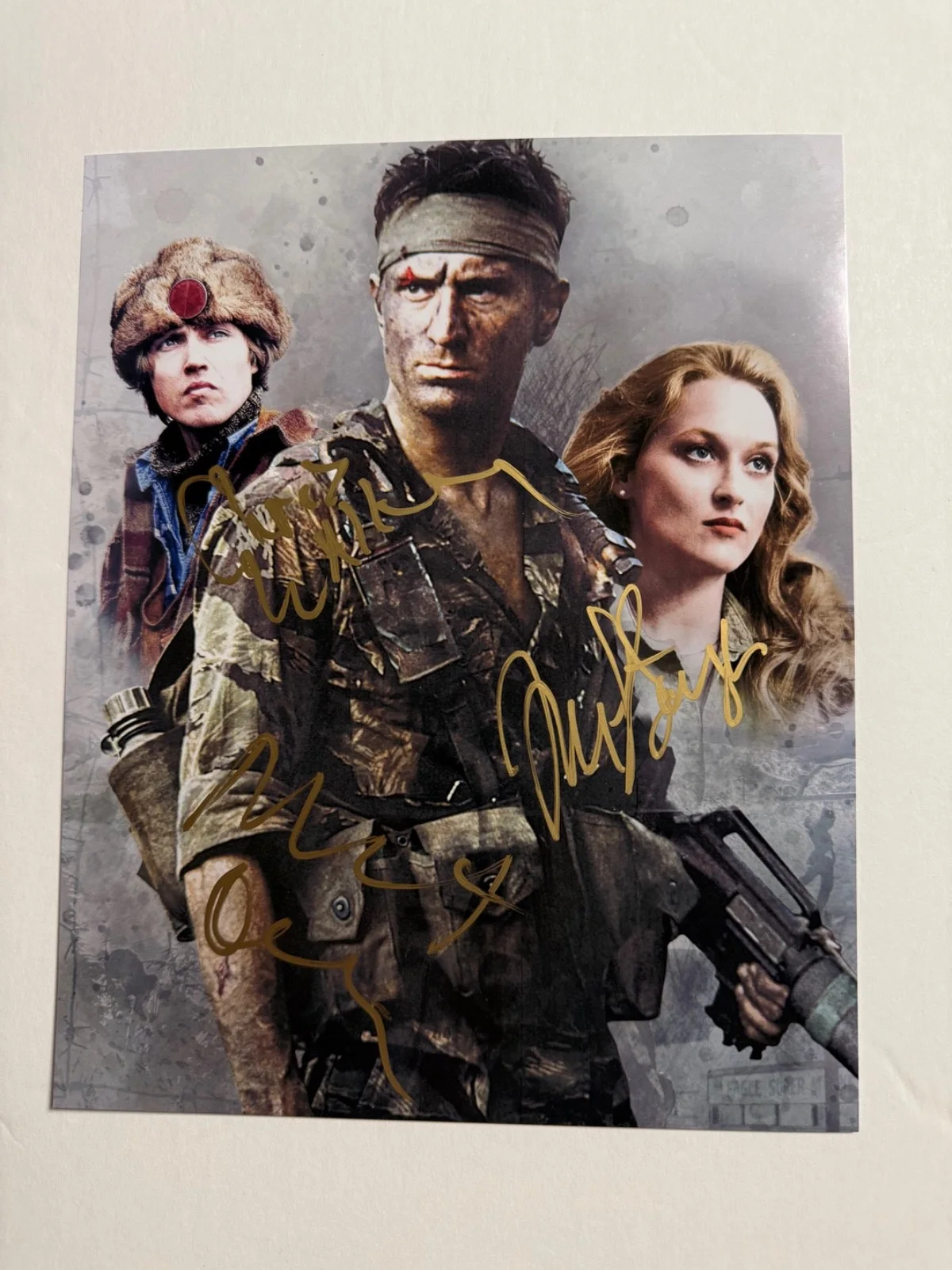 Cast — DEERHUNTER movie photo CAST signed by ROBERT DENIRO CHRIS WALKEN MERYL STREEP
