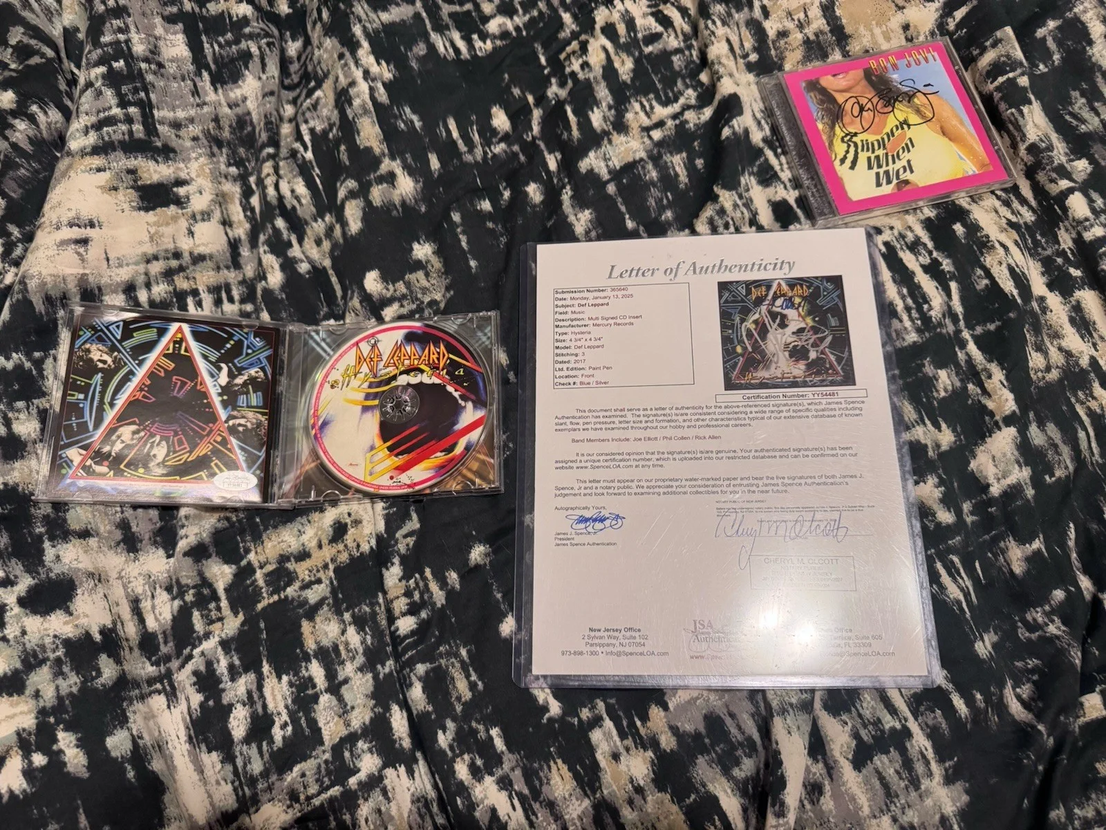 Def Leppard SIGNED X3 Hysteria CD JSA COA Autographed ELLIOTT COLLEN ALLEN, изображение 2