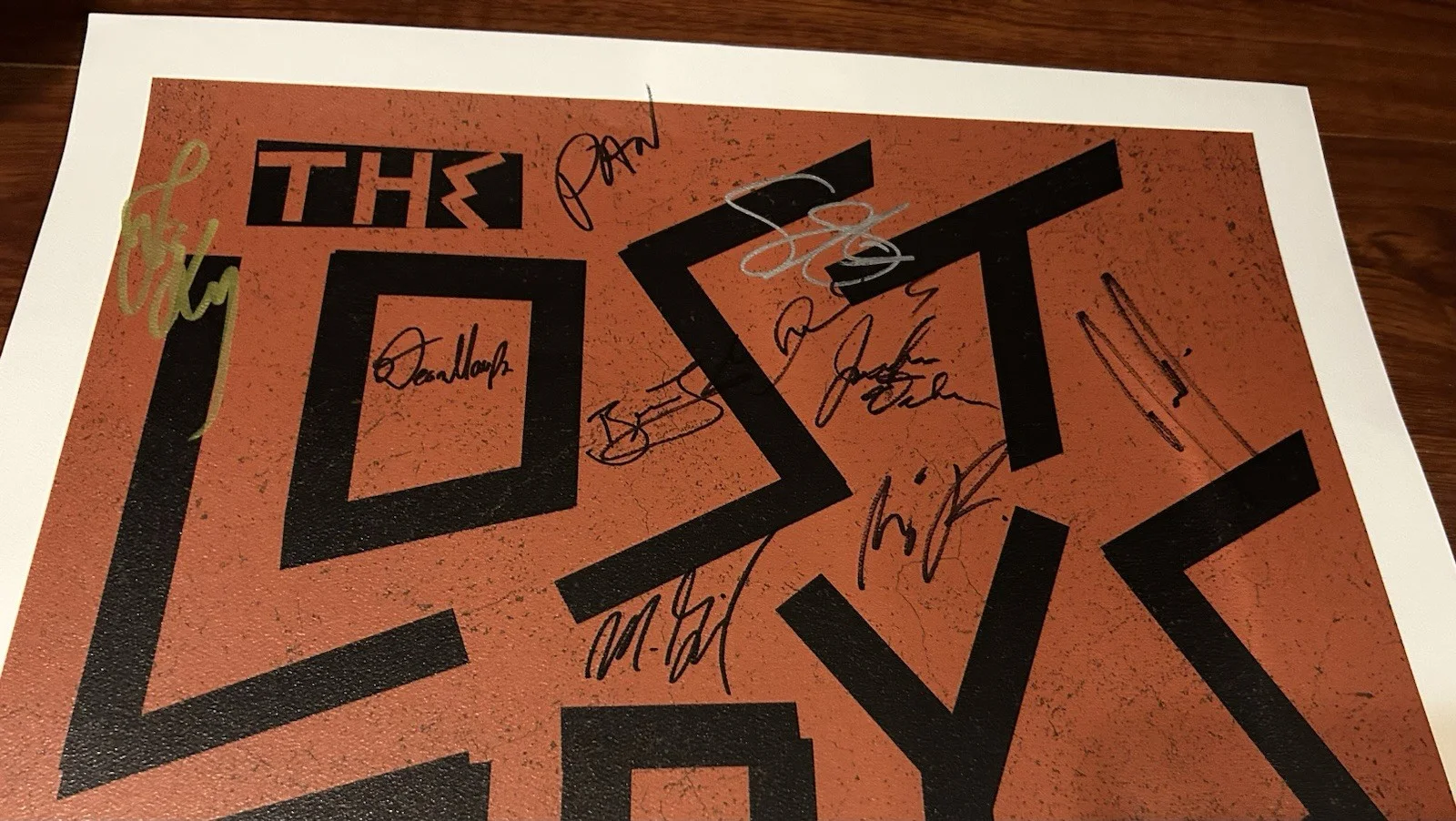 OFFICIAL THE LOST BOYS MUSICAL SIGNED X10 OBC THEATRE NY BROADWAY POSTER, изображение 2