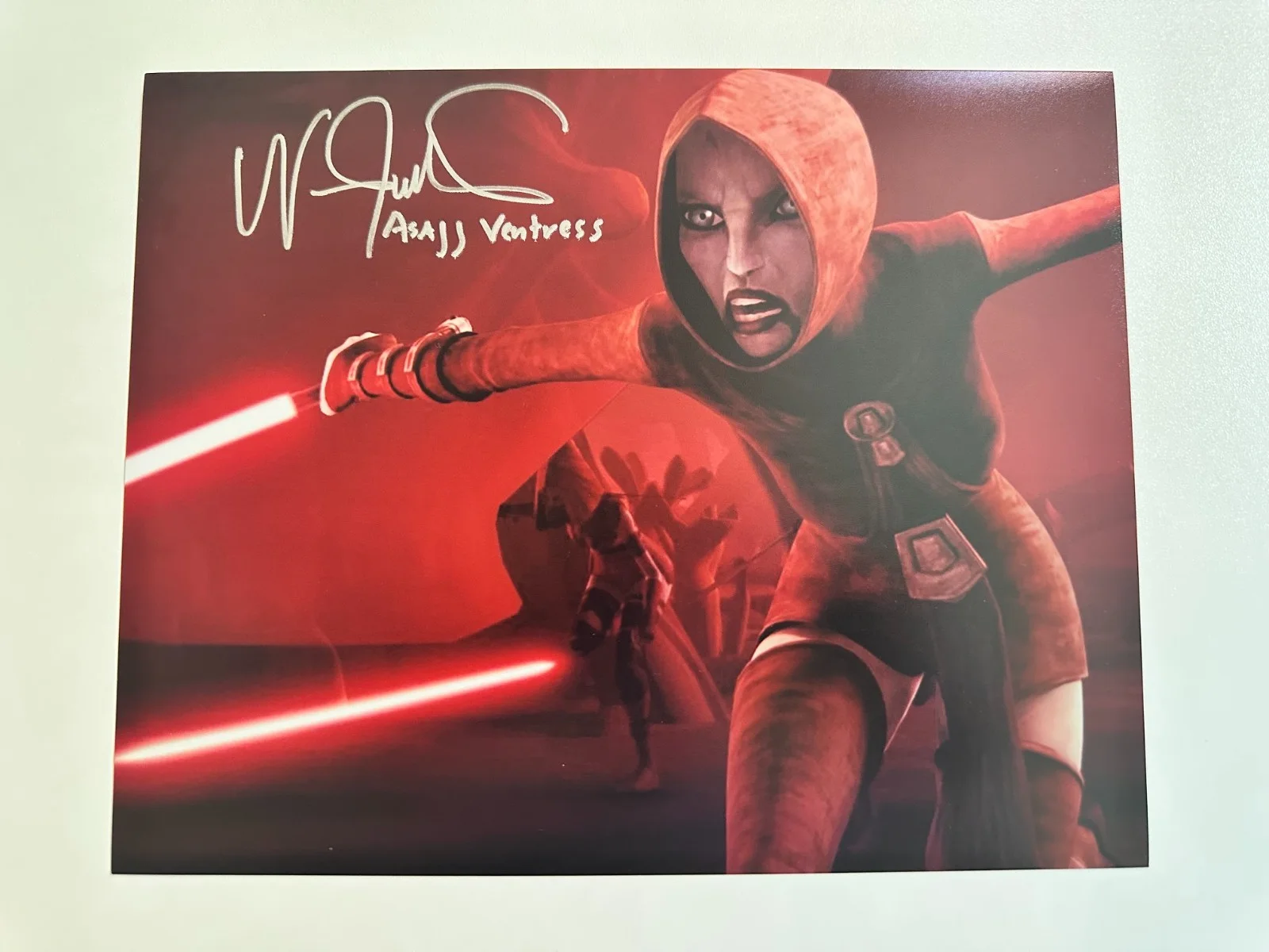 Nika Futterman — Nika Futterman Signed 8x10 Star Wars: The Clone Wars Asajj Ventress Autograph