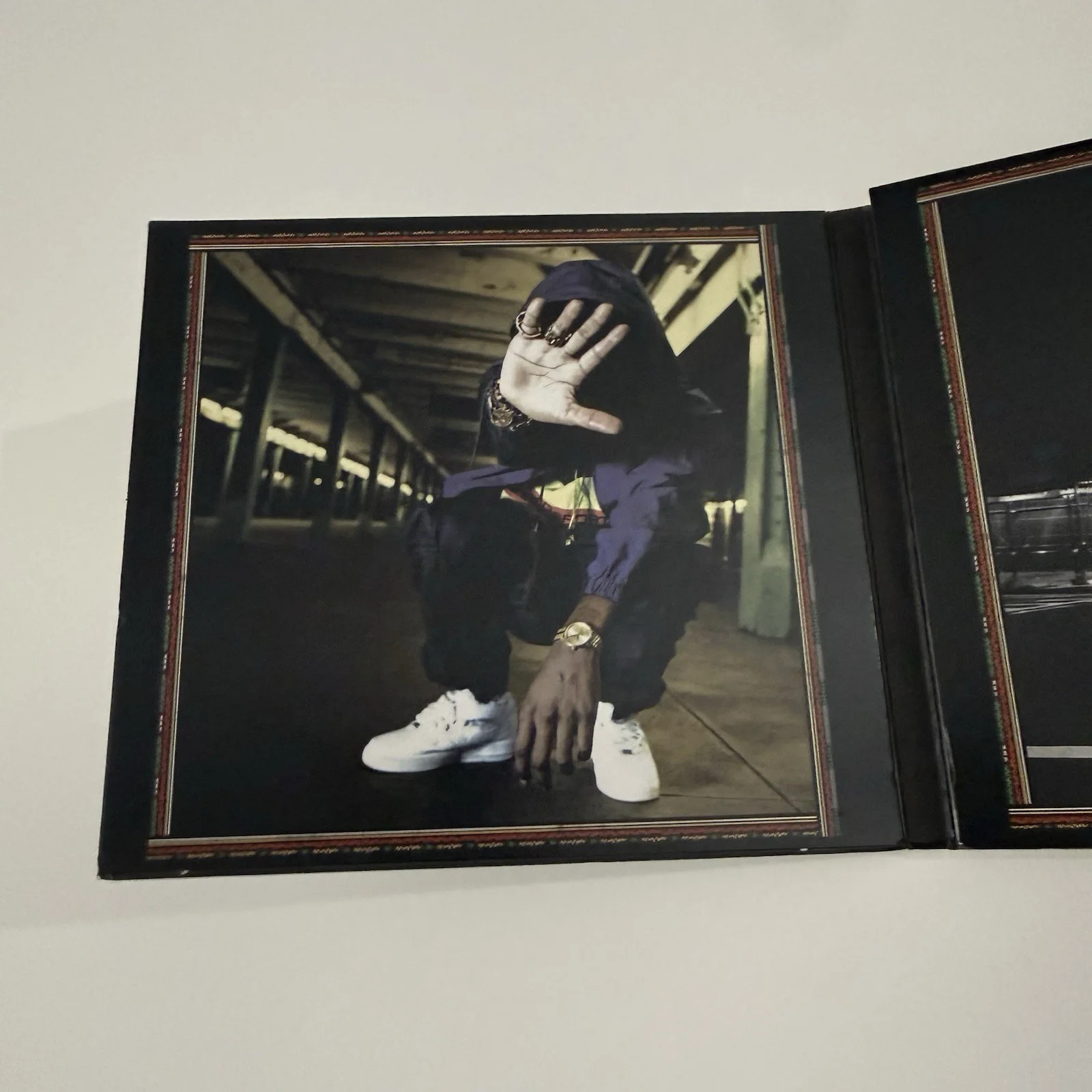 JOEY BADASS SIGNED B4.DA.$$ CD ALL AMERIKKAN BADA$$ JSA COA, изображение 2