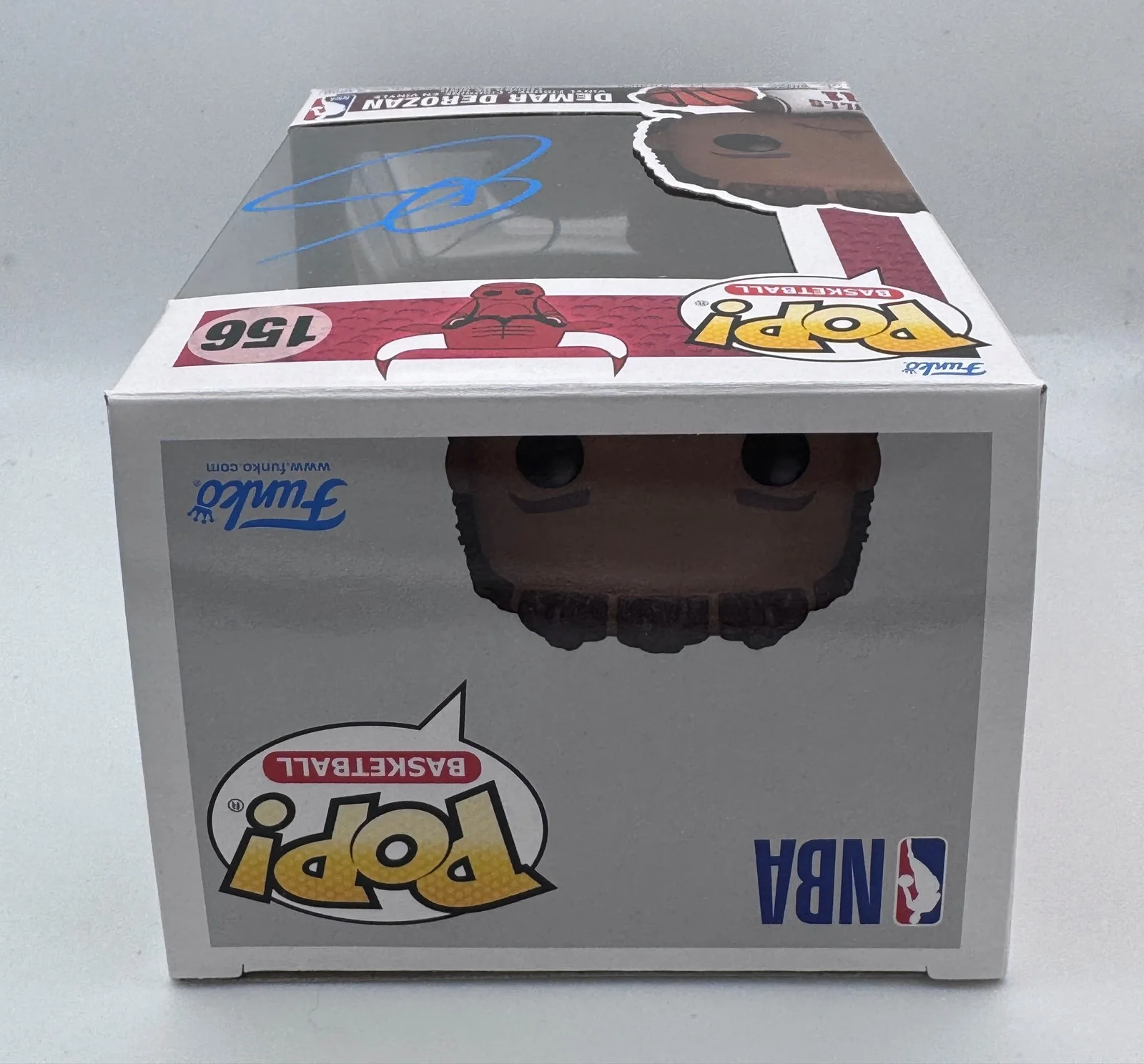 DeMar DeRozan — DeMar DeRozan AUTOGRAPH Signed Chicago Bulls NBA 156 Funko Pop Vinyl Figure ACOA, изображение 3