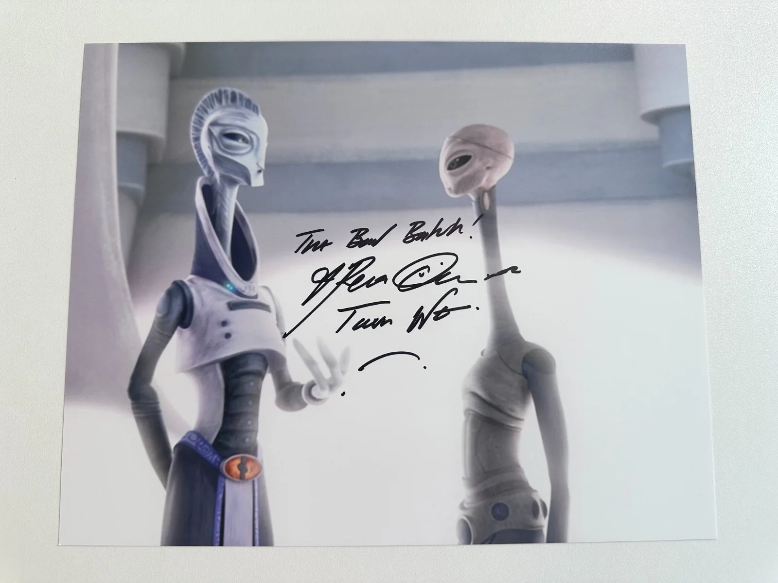 Rena Owen — Rena Owen Signed 8x10 Star Wars: The Bad Batch Taun We (Kamino) Autograph