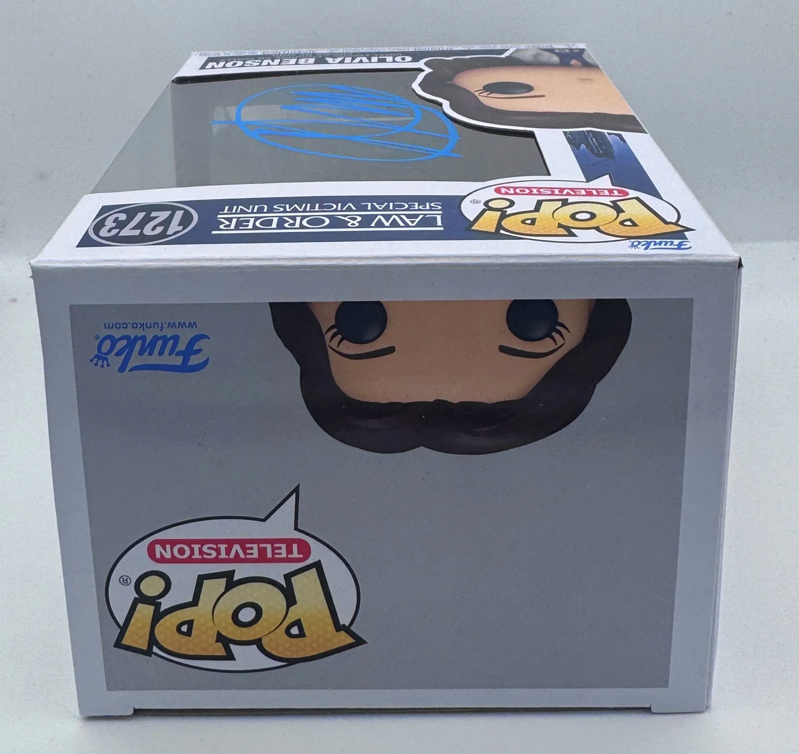 Mariska Hargitay — Mariska Hargitay "Law & Order: SVU" SIGNED 'Olivia Benson' 1273 Funko Pop ACOA, image 3