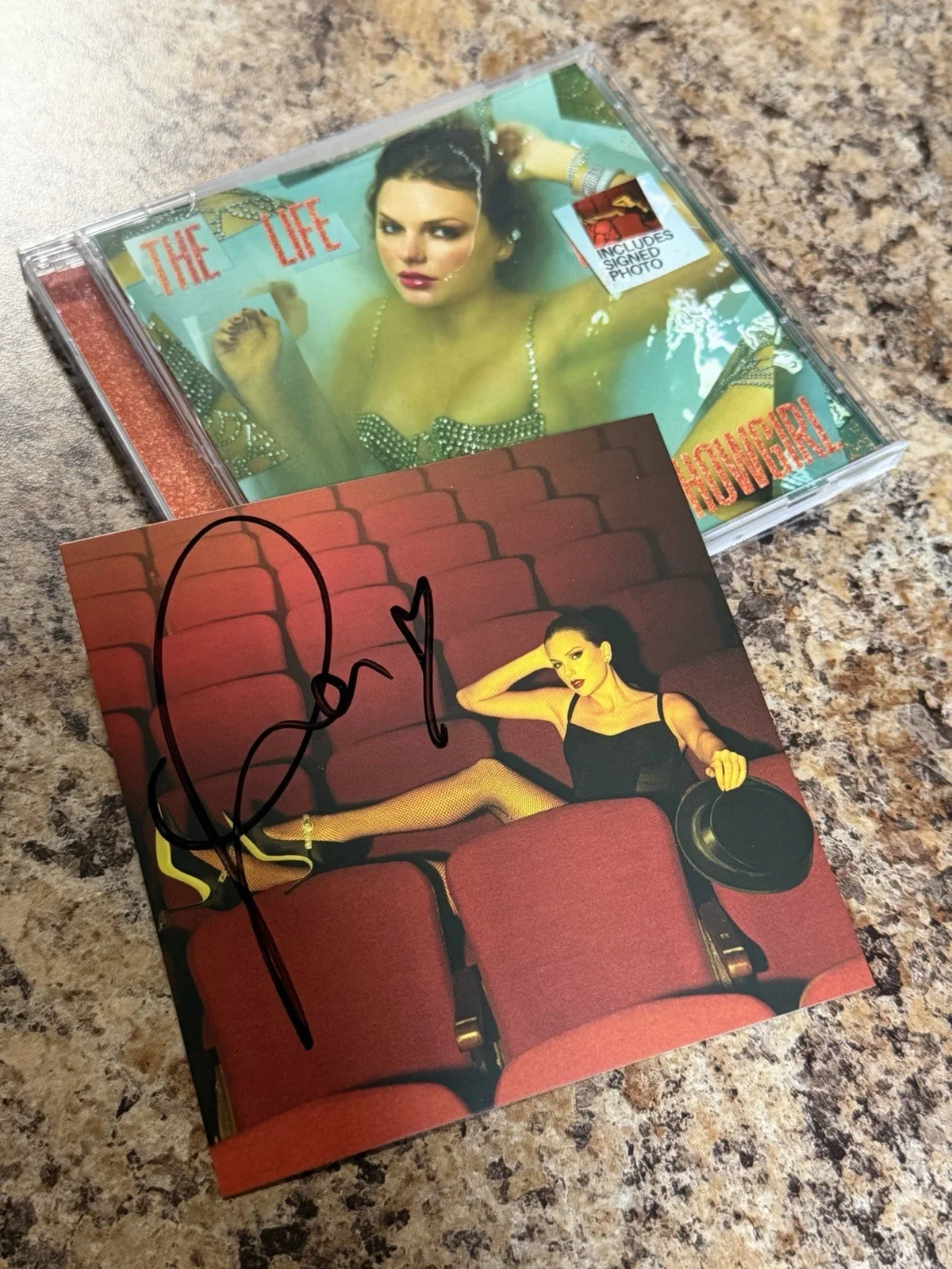 Taylor Swift Life Of A Showgirl Signed CD - Full Set - With Hype Sticker - All 4, изображение 3