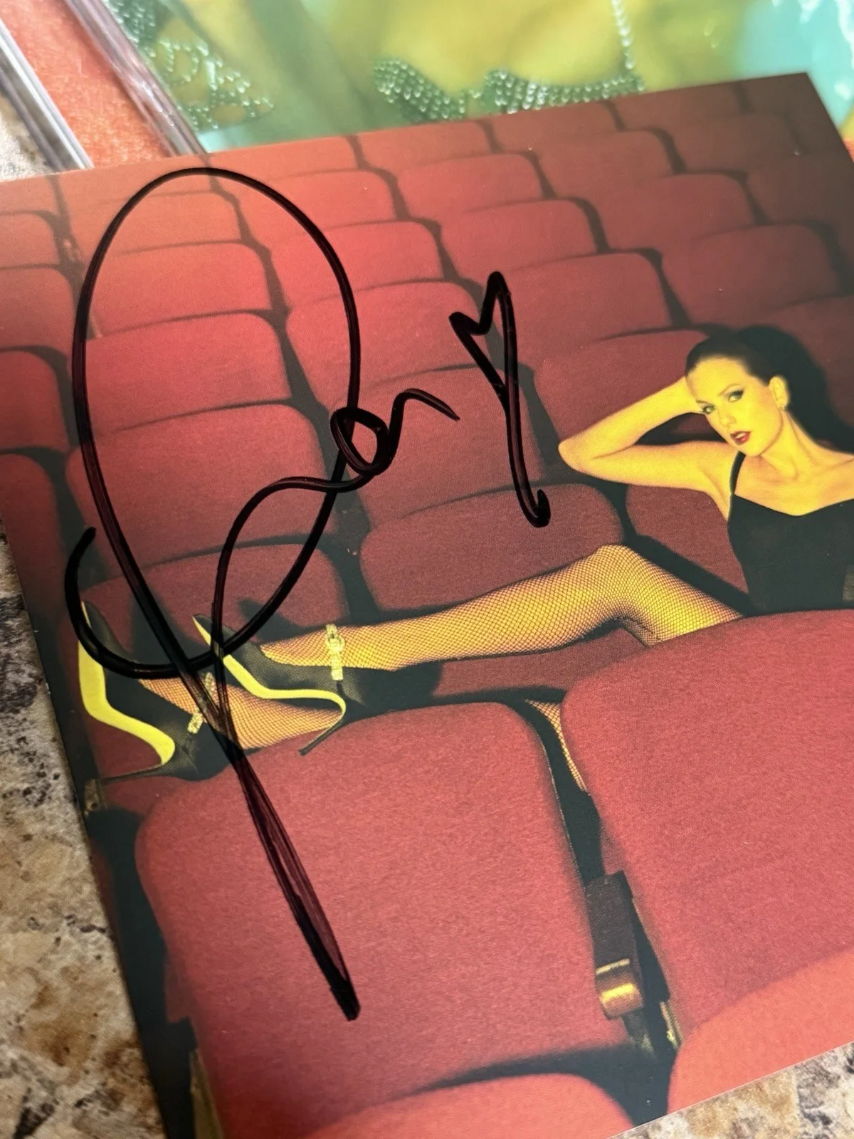 Taylor Swift Life Of A Showgirl Signed CD - Full Set - With Hype Sticker - All 4, изображение 4
